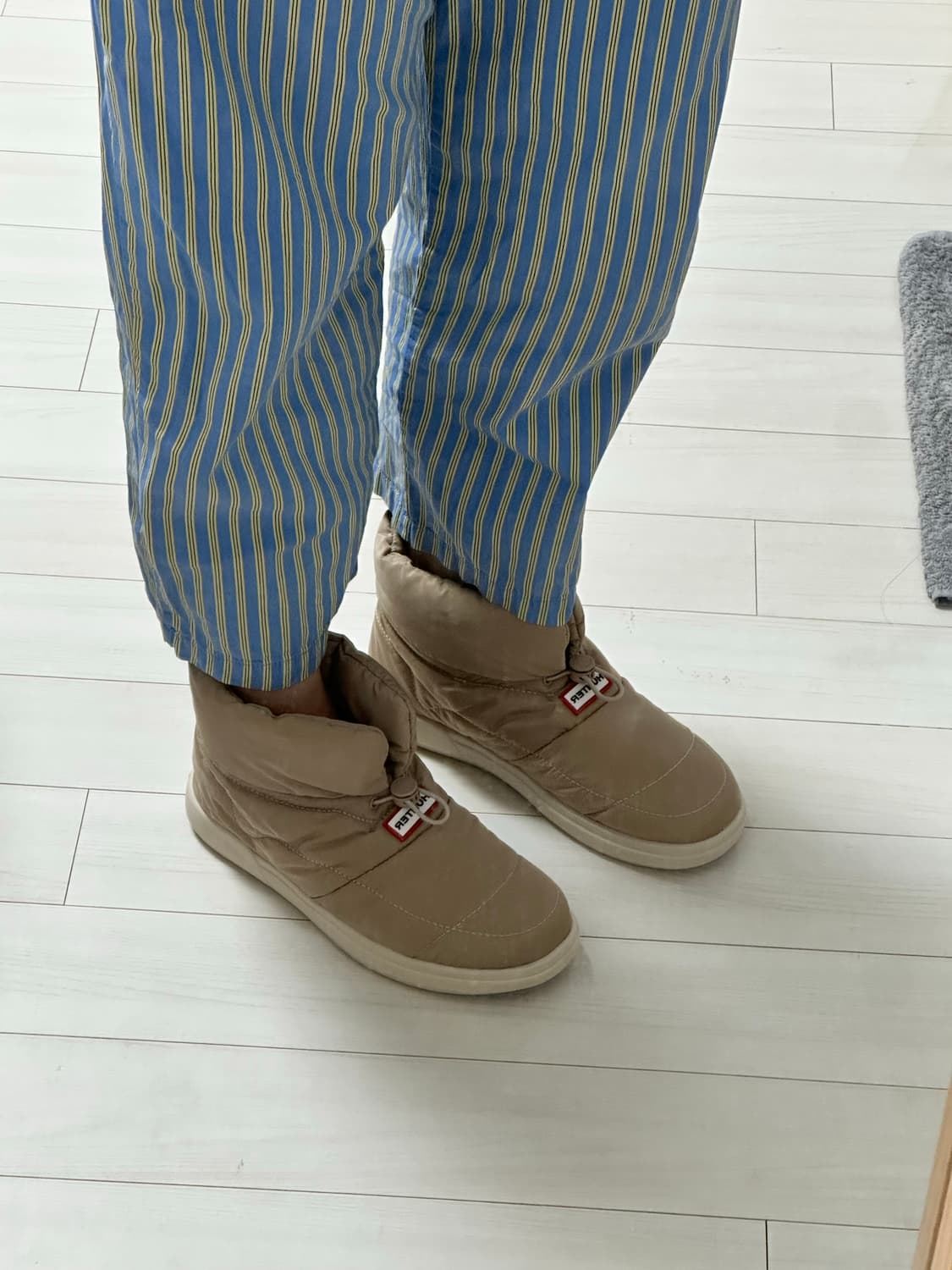 헌터 인앤아웃 패딩 부츠판매 상품이미지5