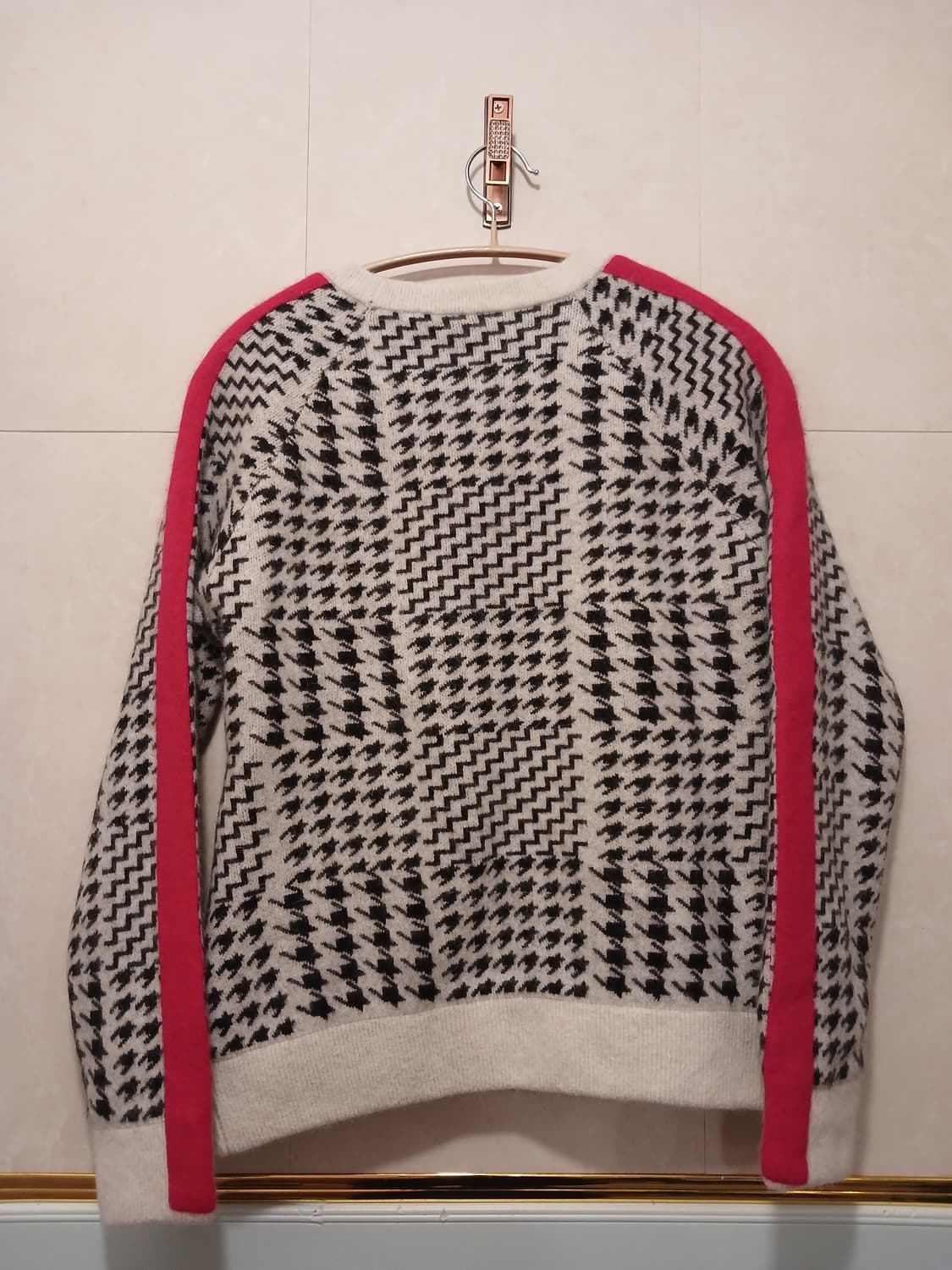 와이드앵글 정품 여성 모 + 앙고라 소재 니트 95 사이즈 상품이미지8