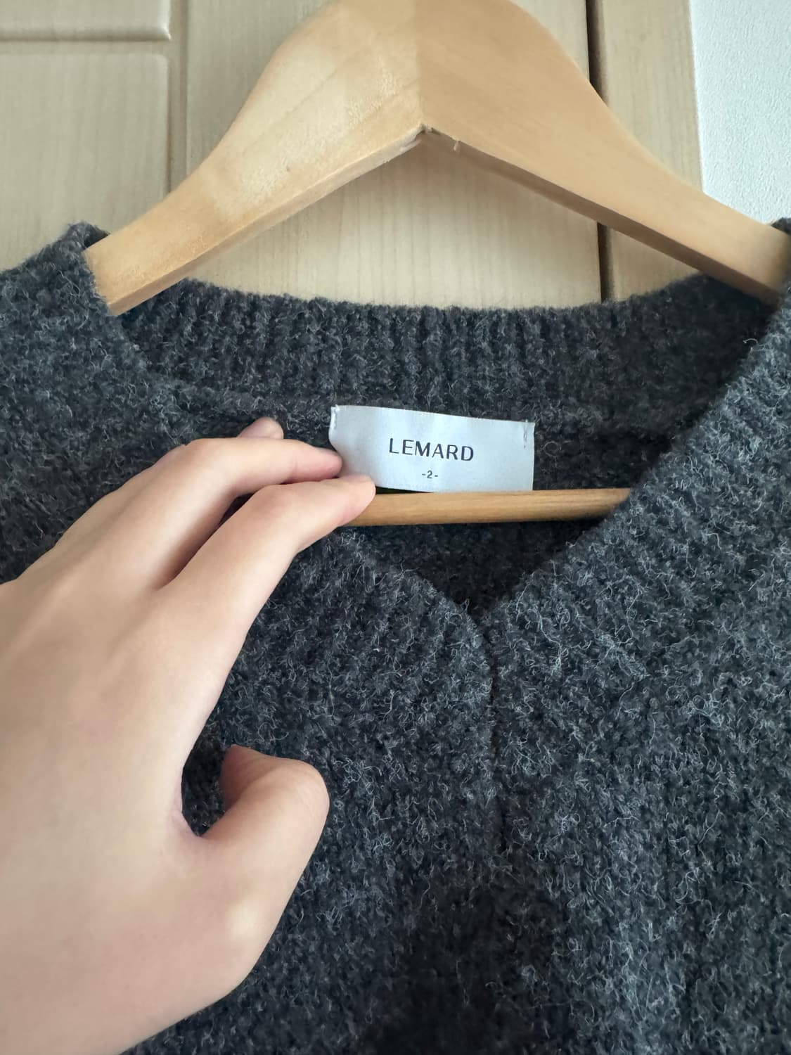 르마드 오버 브이넥니트 상품이미지4