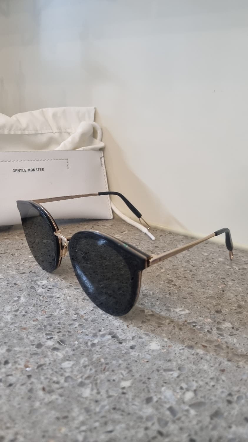 젠틀몬스터 선글라스 상품이미지1