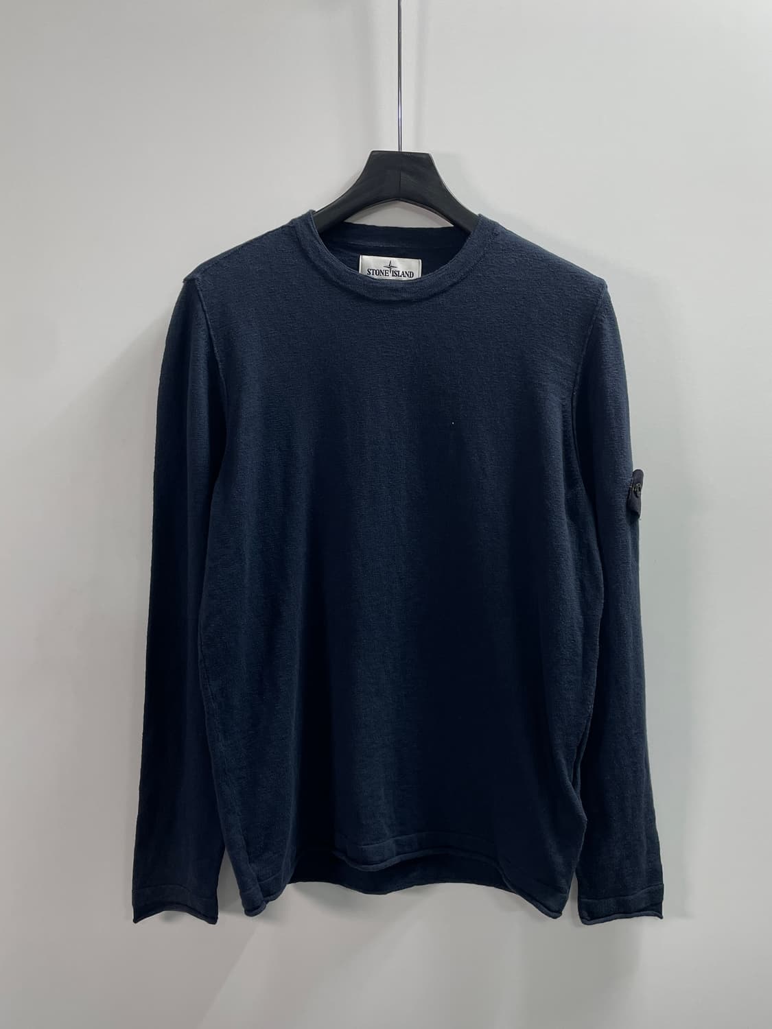 스톤아일랜드 와펜 니트 맨투맨 (on.54) 상품이미지1