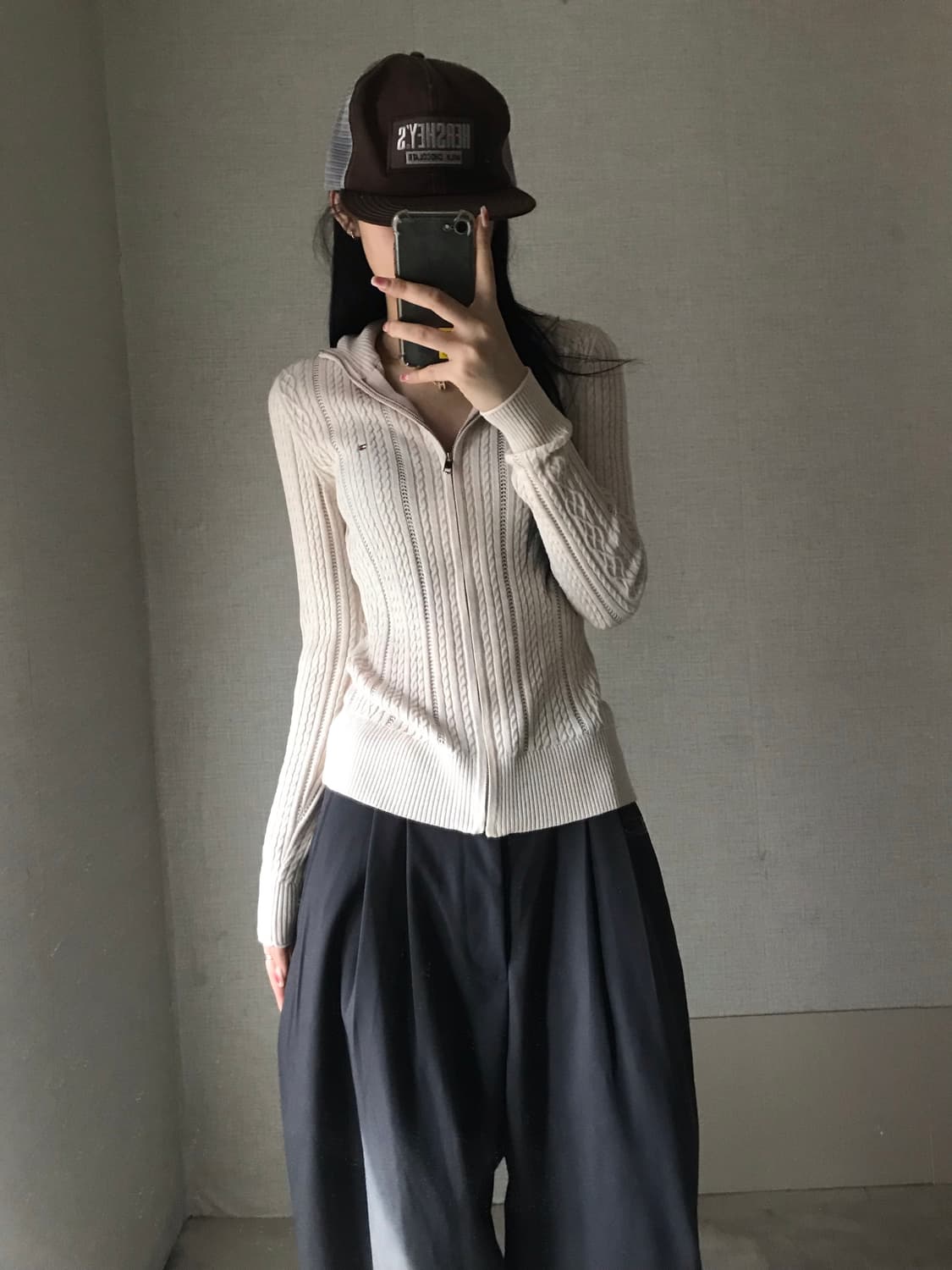 타미힐피거 아이보리 딱붙핏 니트집업 상품이미지5