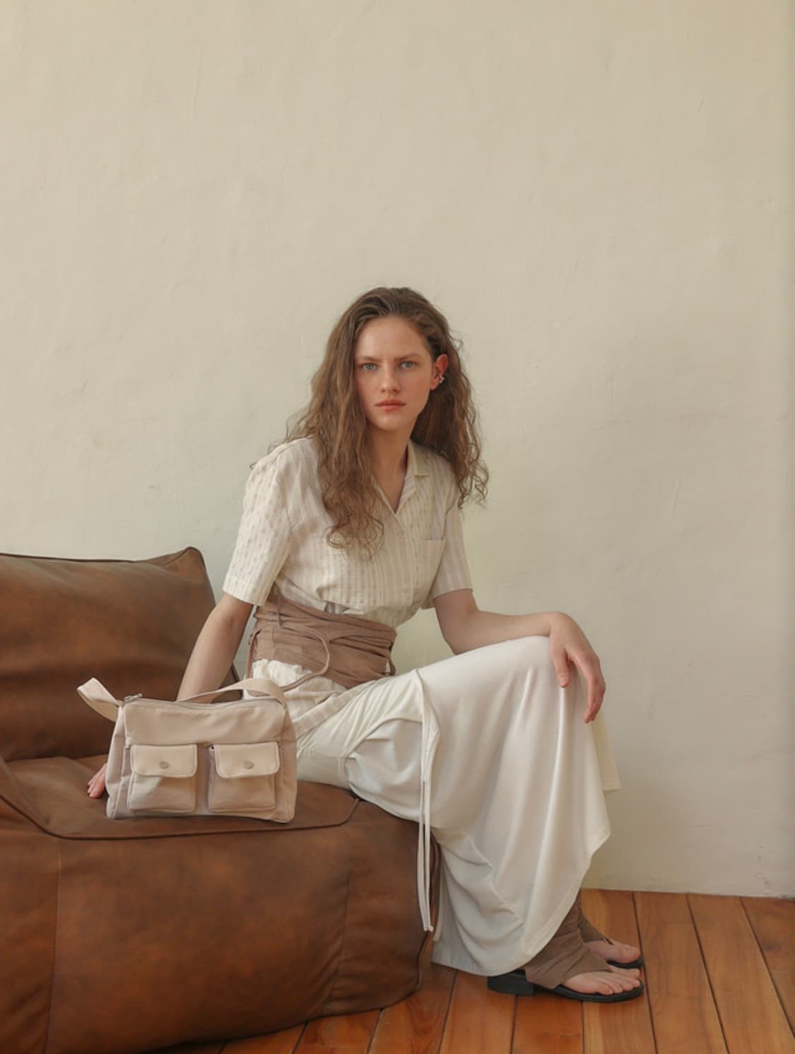 새상품) 아우로 투포켓백 ouro 상품이미지2