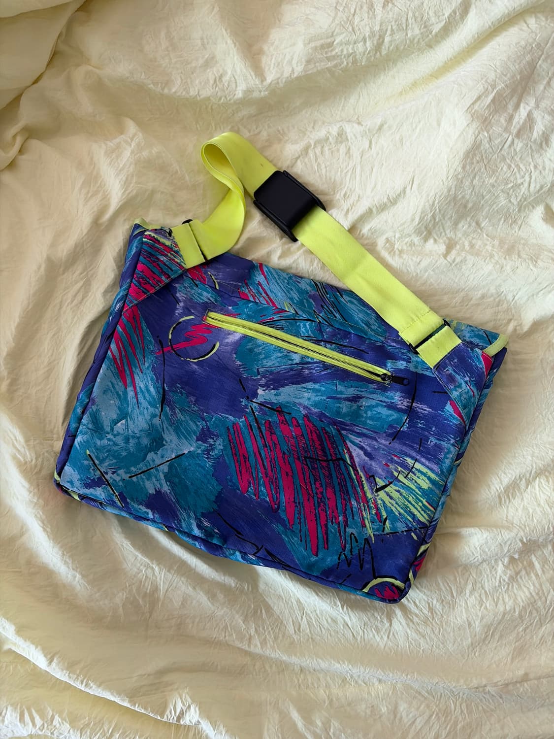 꾸르지엠 크로스백 상품이미지3