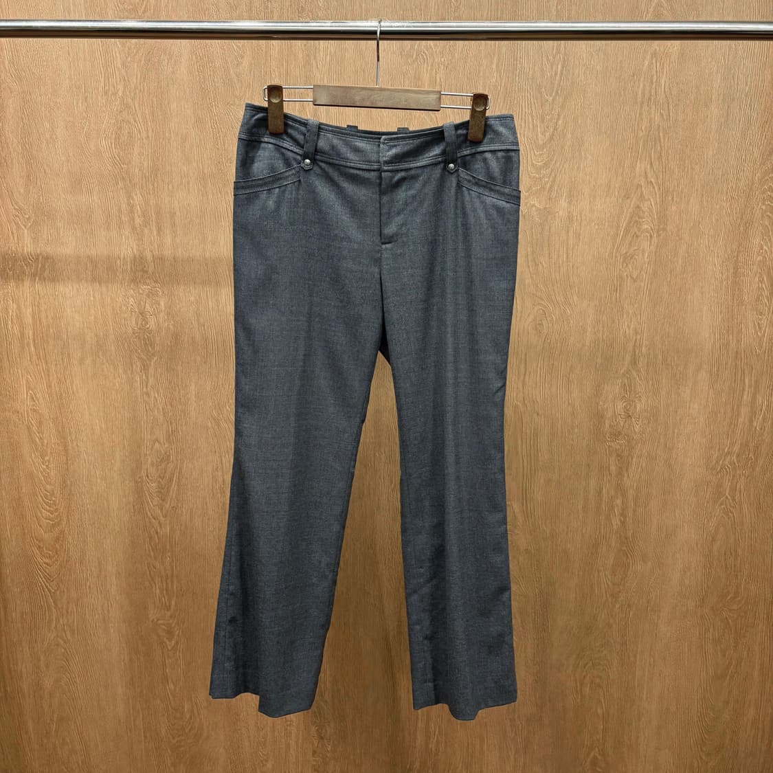 꾸레쥬 슬랙스 팬츠 지퍼 플라이 버튼 클로징 벨트 고리 디테일 딥그레이 상품이미지2