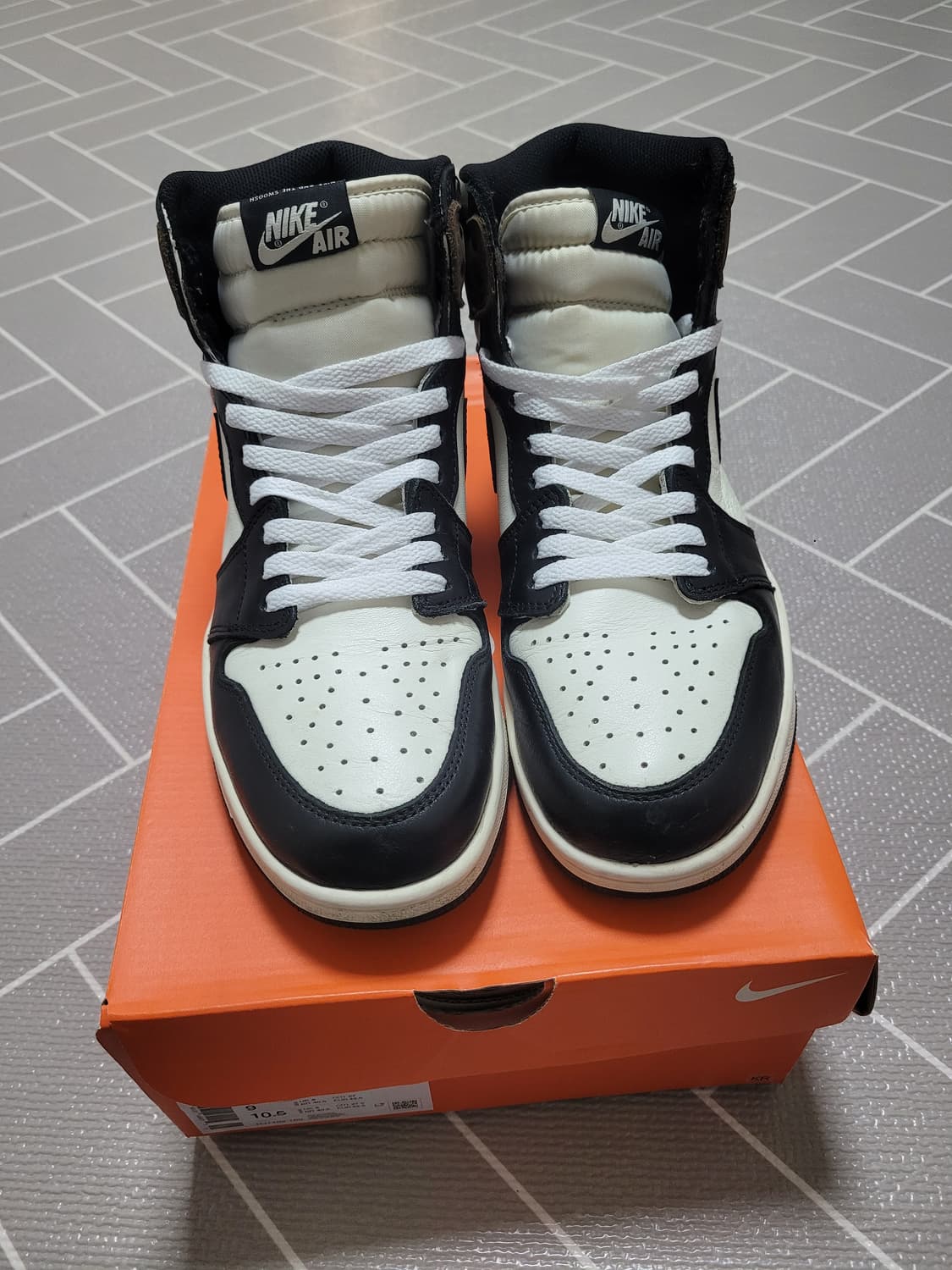 나이키 에어 조던 1 레트로 하이 OG 다크 모카 270 상품이미지2