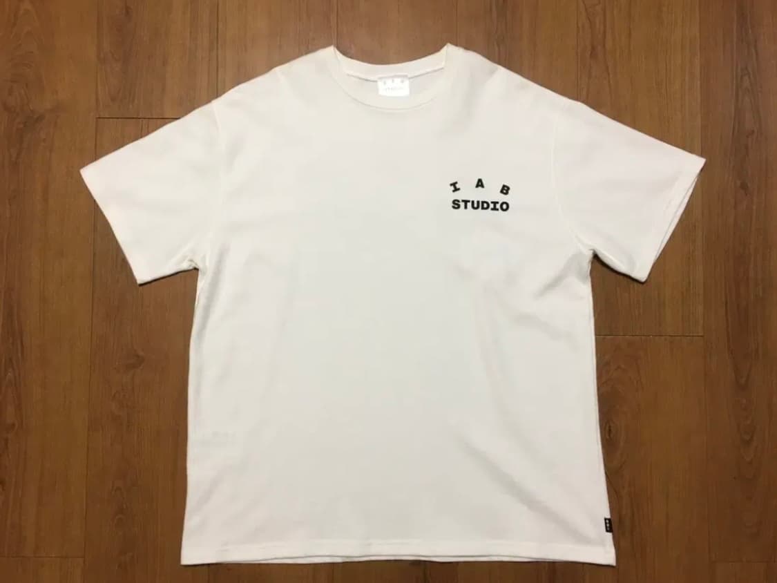 아이앱 스튜디오 티셔츠 화이트 블랙 (23FW) XL 상품이미지3
