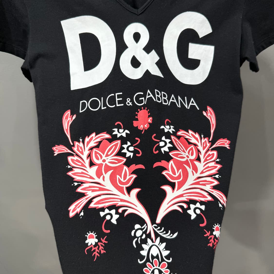 XL D&G 돌체앤가바나 여성 브이넥 반팔 티셔츠 상품이미지2