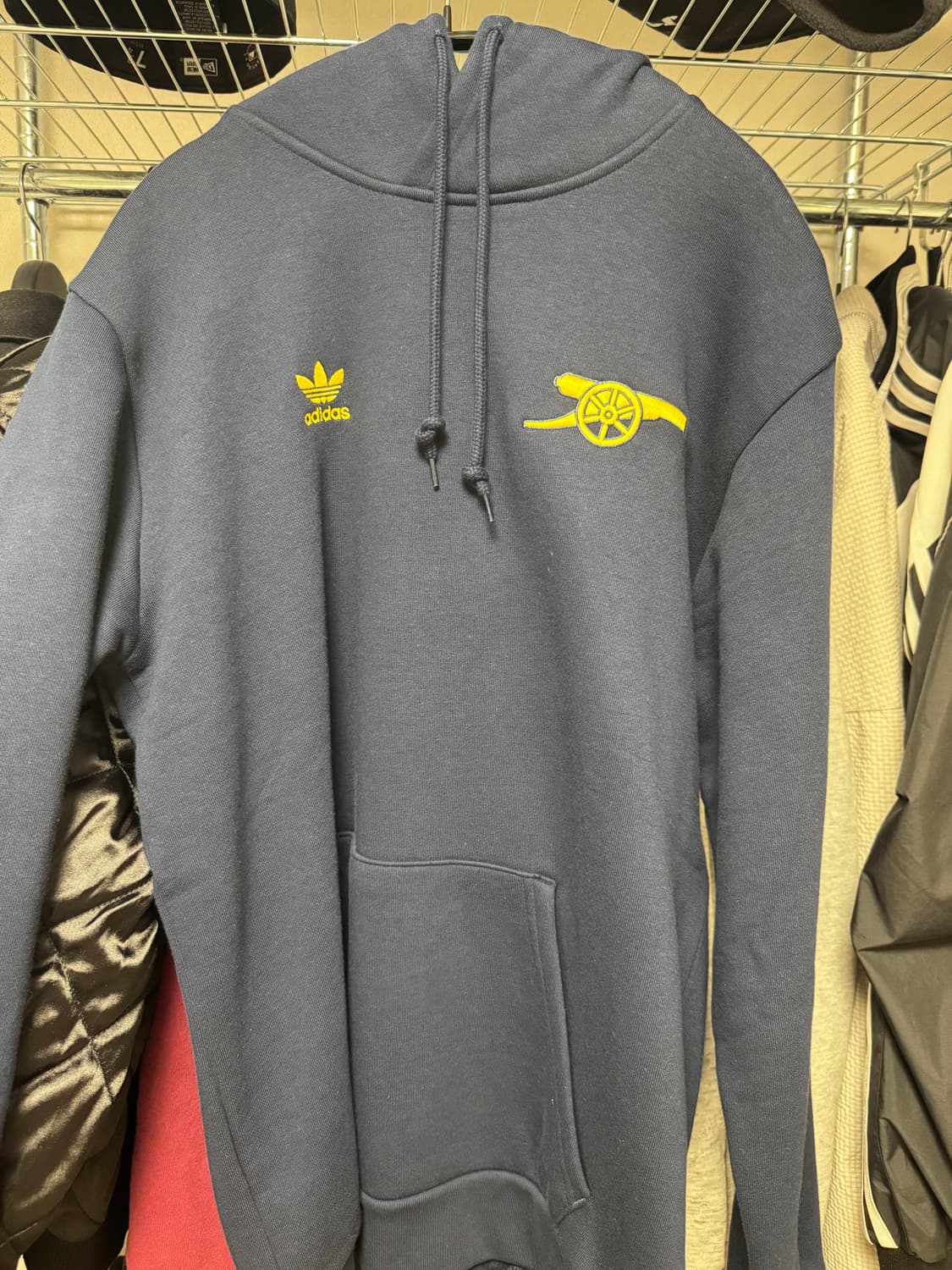 아디다스 오리지널스 아스날 후드티 상품이미지1