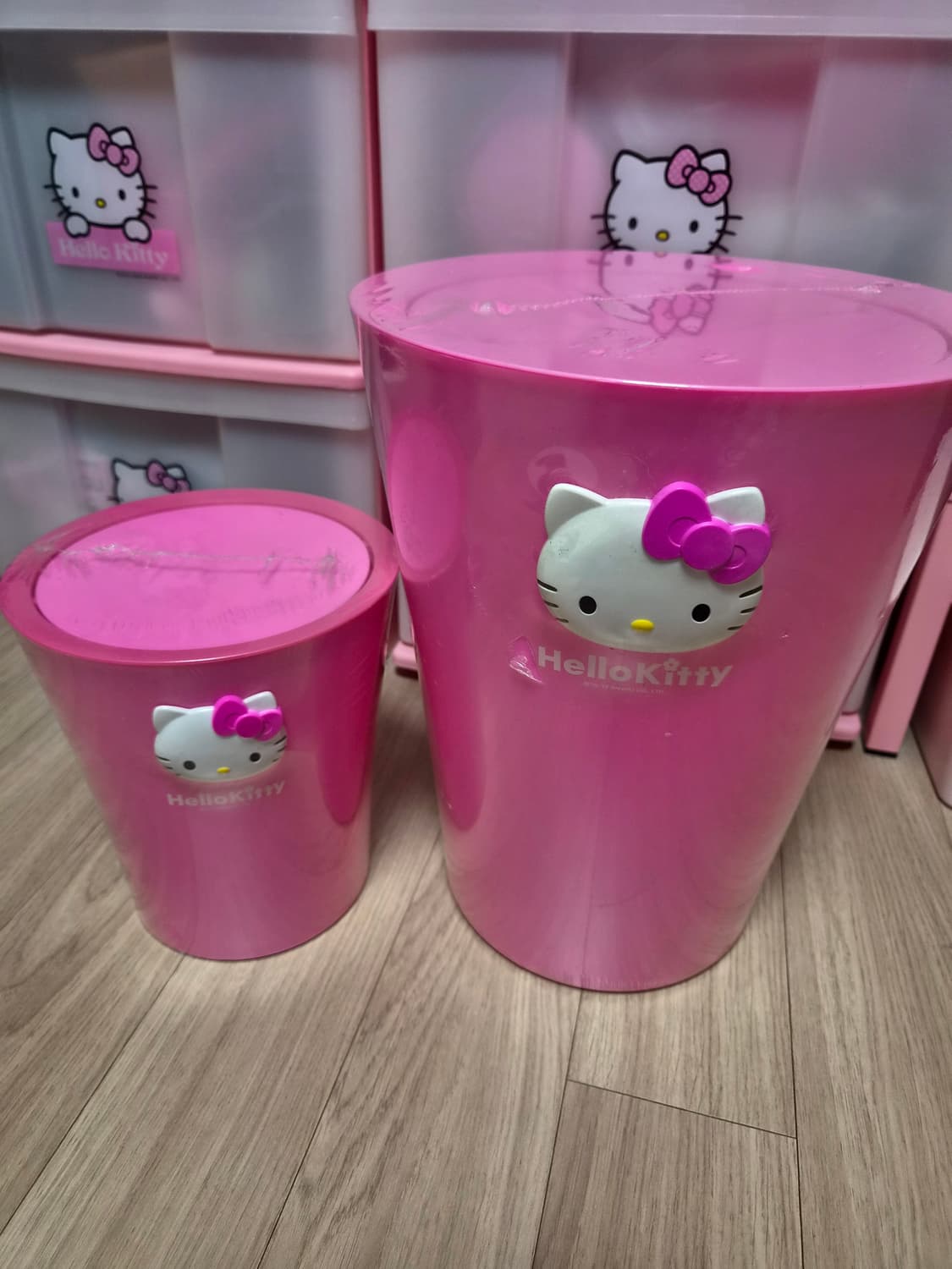 헬로키티 고전키티 핑크 입체얼굴 쓰레기통 대형 헬로키티 상품이미지1
