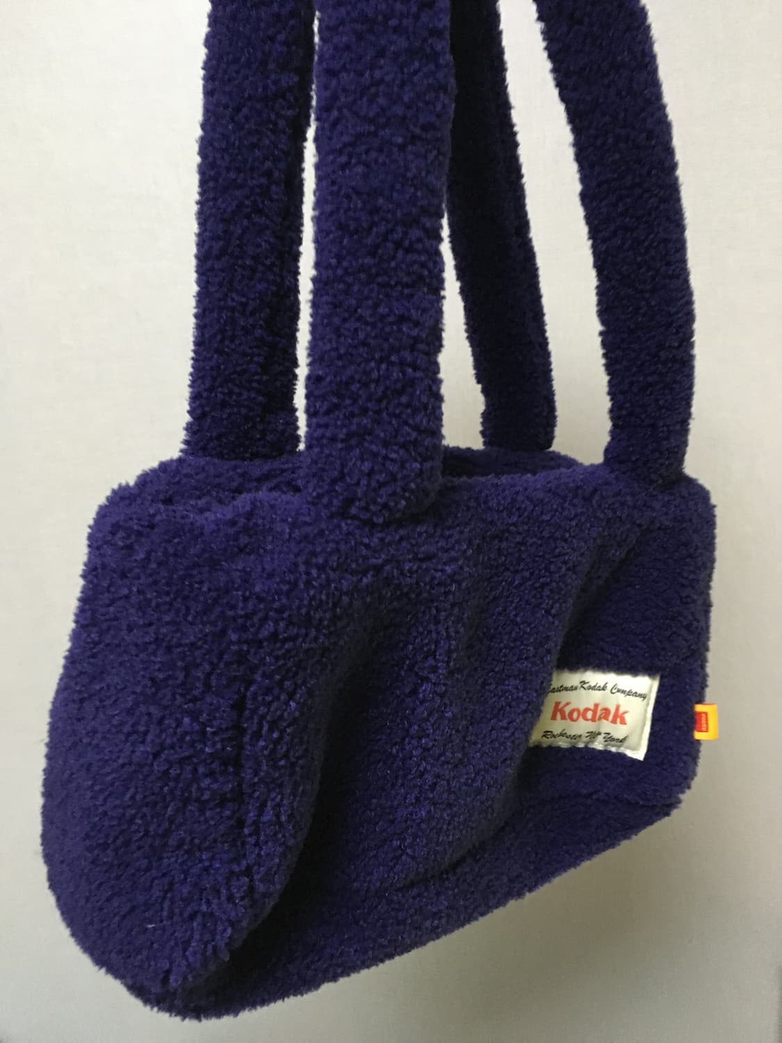 코닥 어패럴 플리스 바게트 숄더백 퍼플 상품이미지3