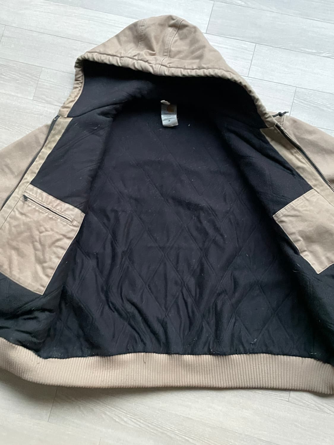 칼하트 j130 SDL 새들 액티브 자켓 샌드스톤 carhartt 상품이미지7