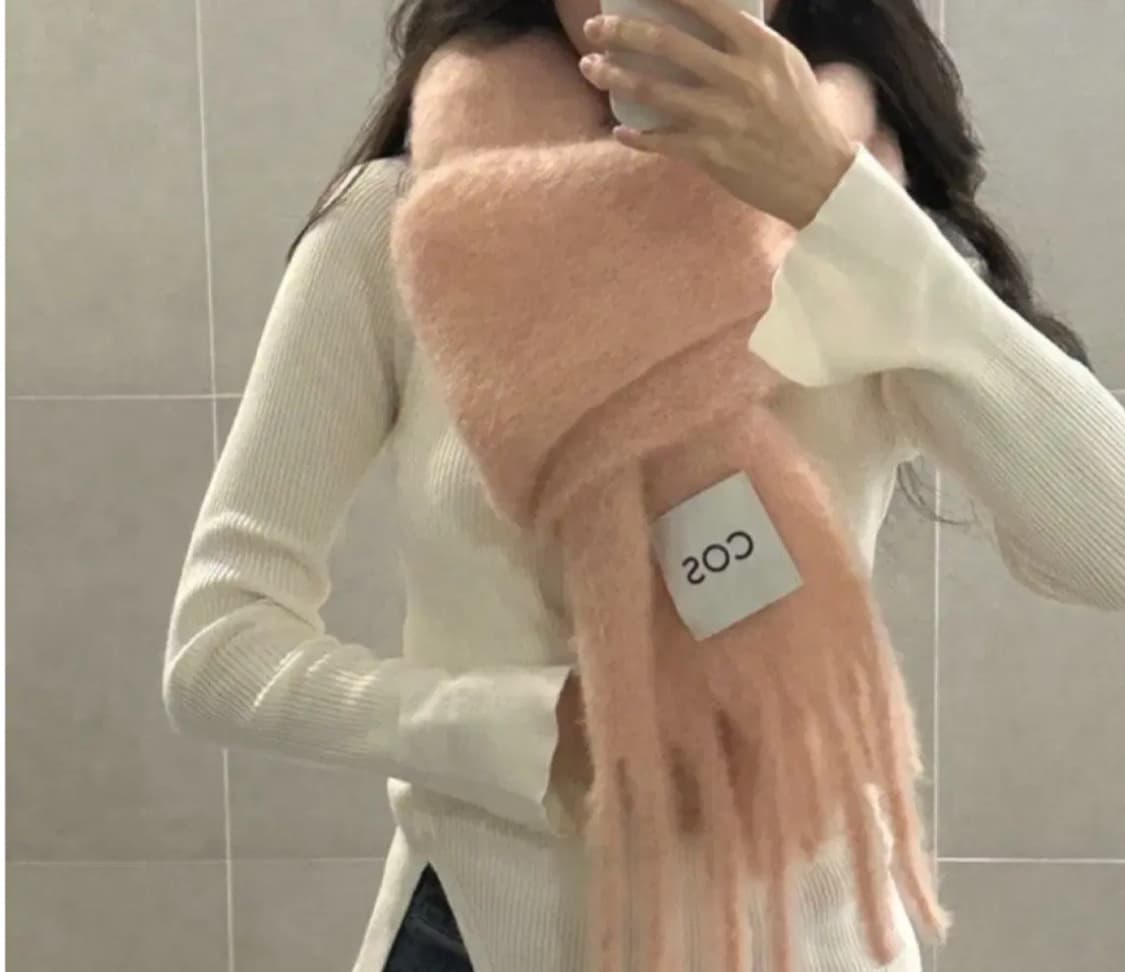 COS 코스 아크네맛 오버사이즈 모헤어머플러  상품이미지1