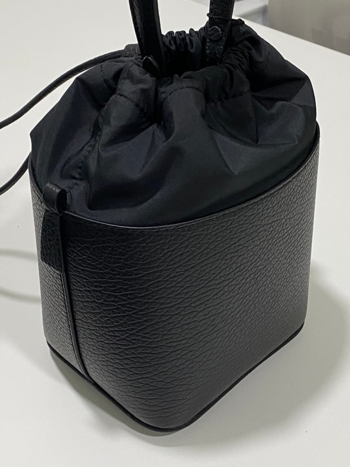 메종마르지엘라 5AC 버킷백 상품이미지2