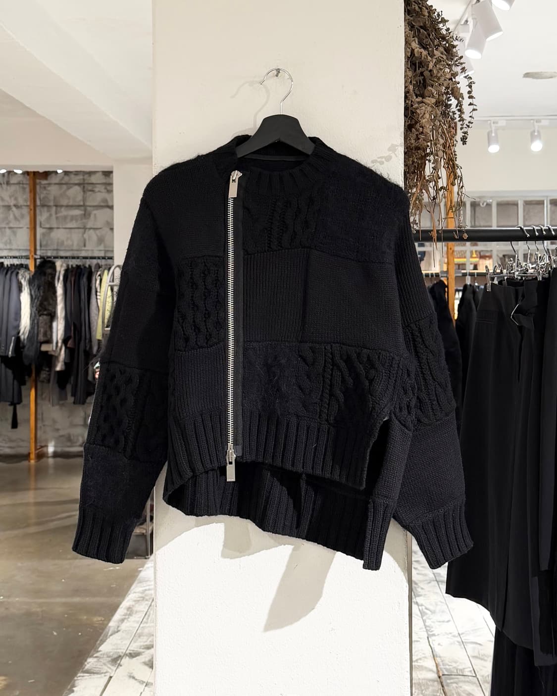 사카이 블랙 케이블 헤어리 믹스 패턴 집업 니트 가디건 상품이미지1