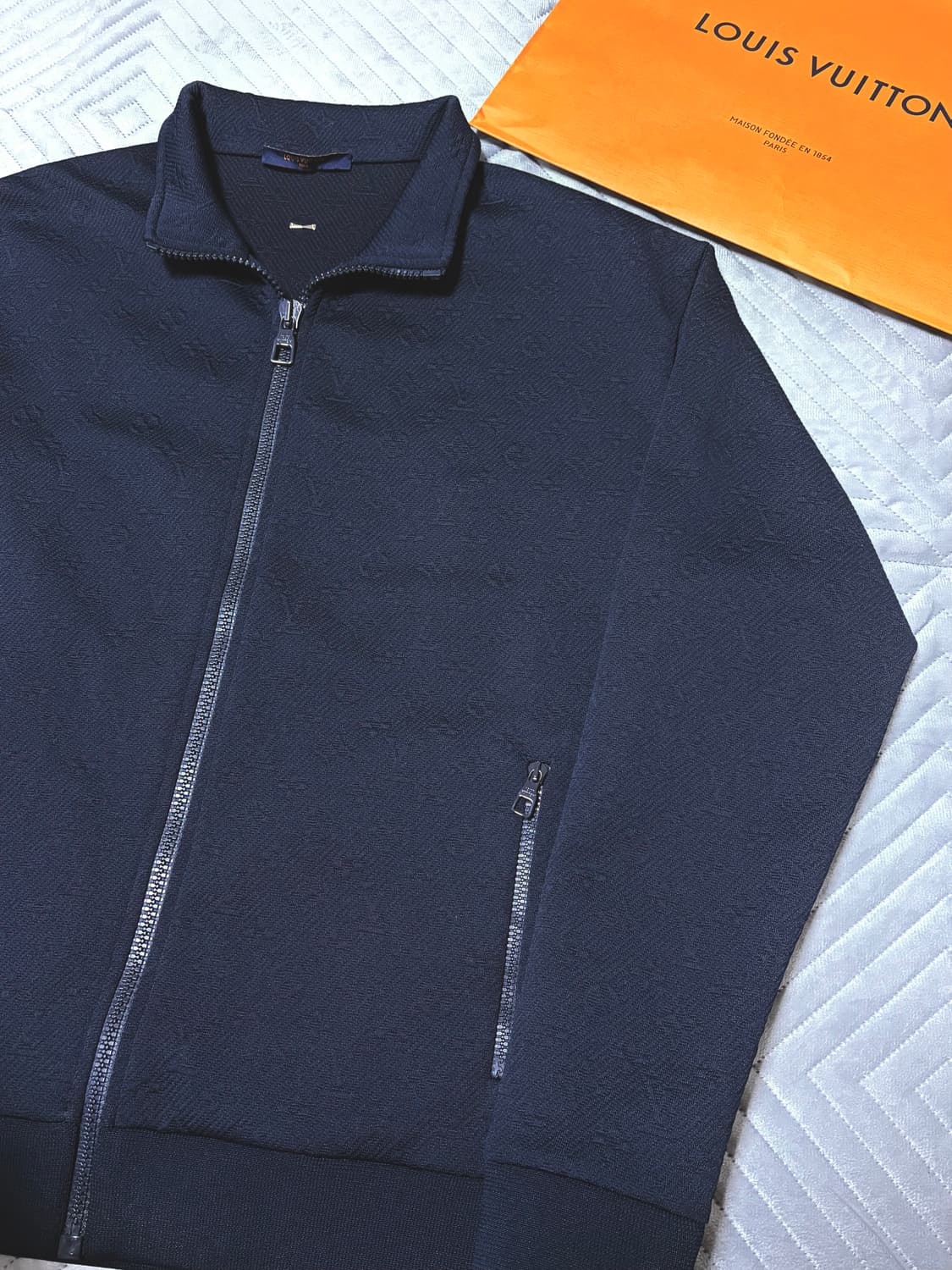 루이비통 집업 상품이미지3