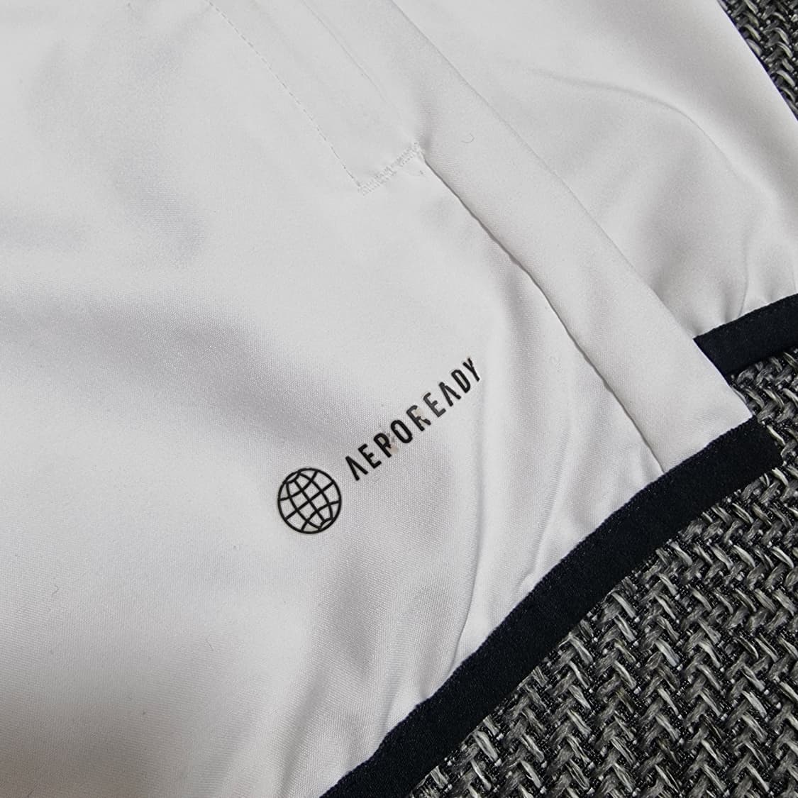 아디다스 티로23 바람막이 화이트 상품이미지8