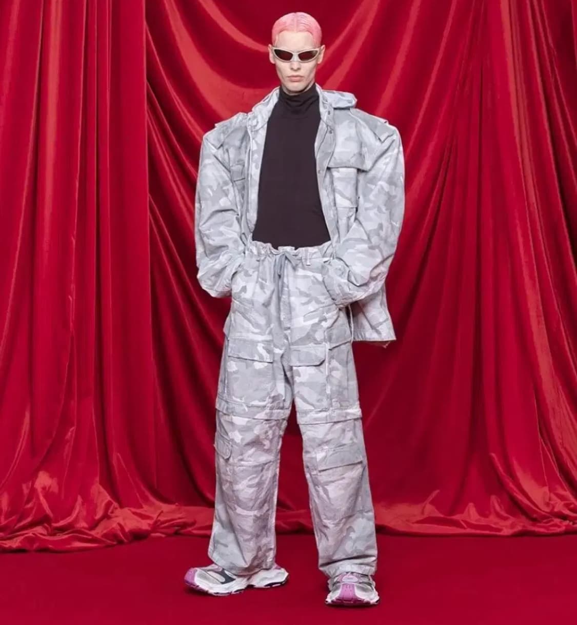 발렌시아가 카모플라쥬 바이커 아미 자켓 상품이미지3