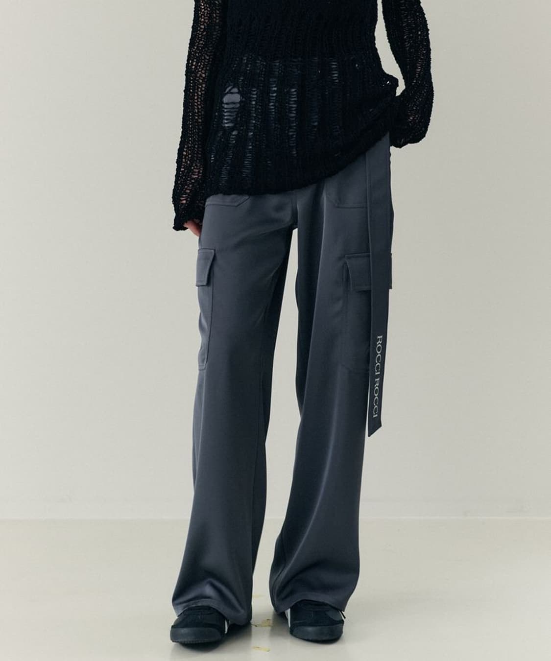 S) 로씨로씨 새틴 카고 팬츠 차콜 상품이미지7