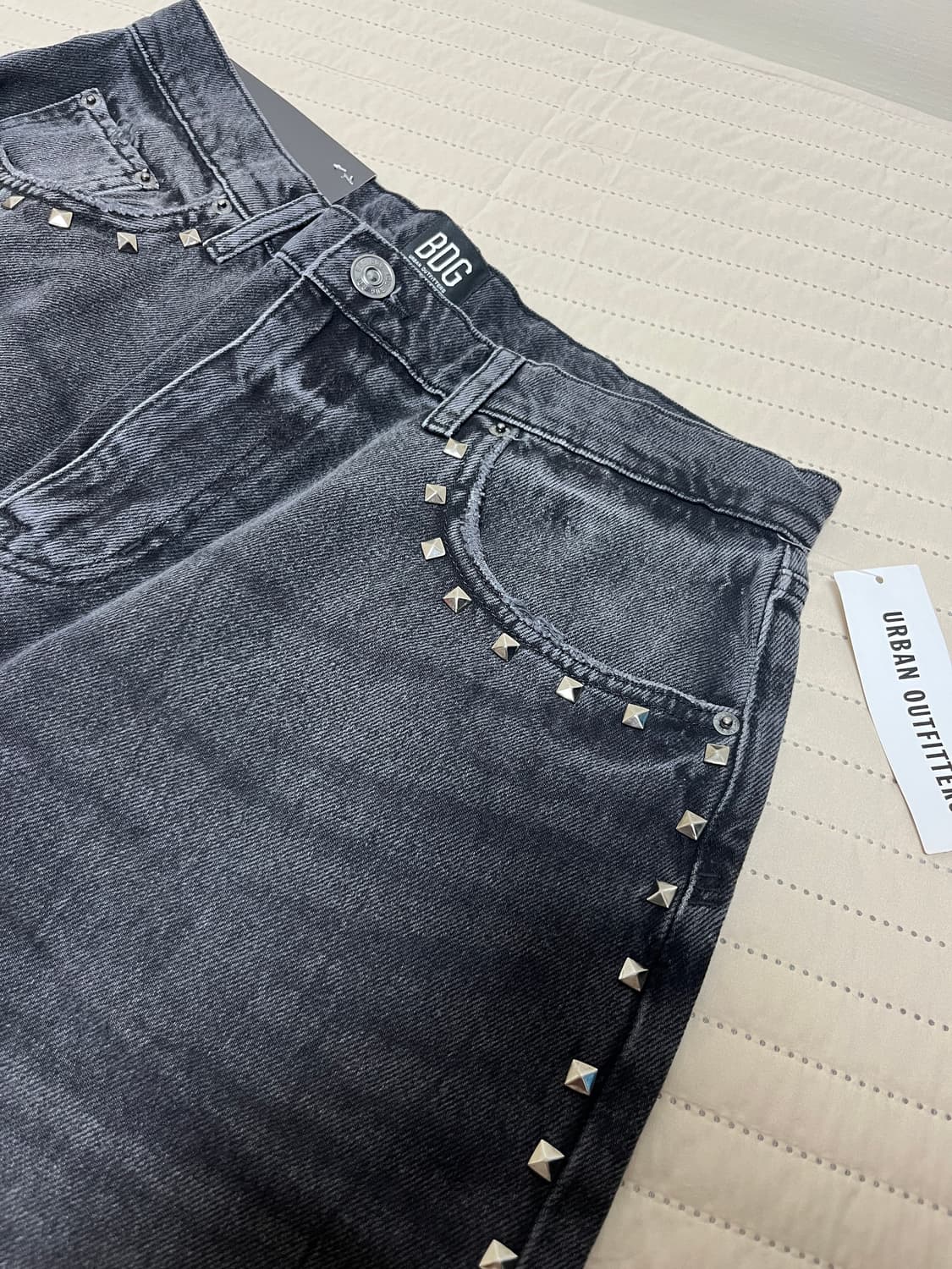 [32] 어반 아웃피터스 스케이트 핏 스터드 데님 진 새상품 상품이미지4