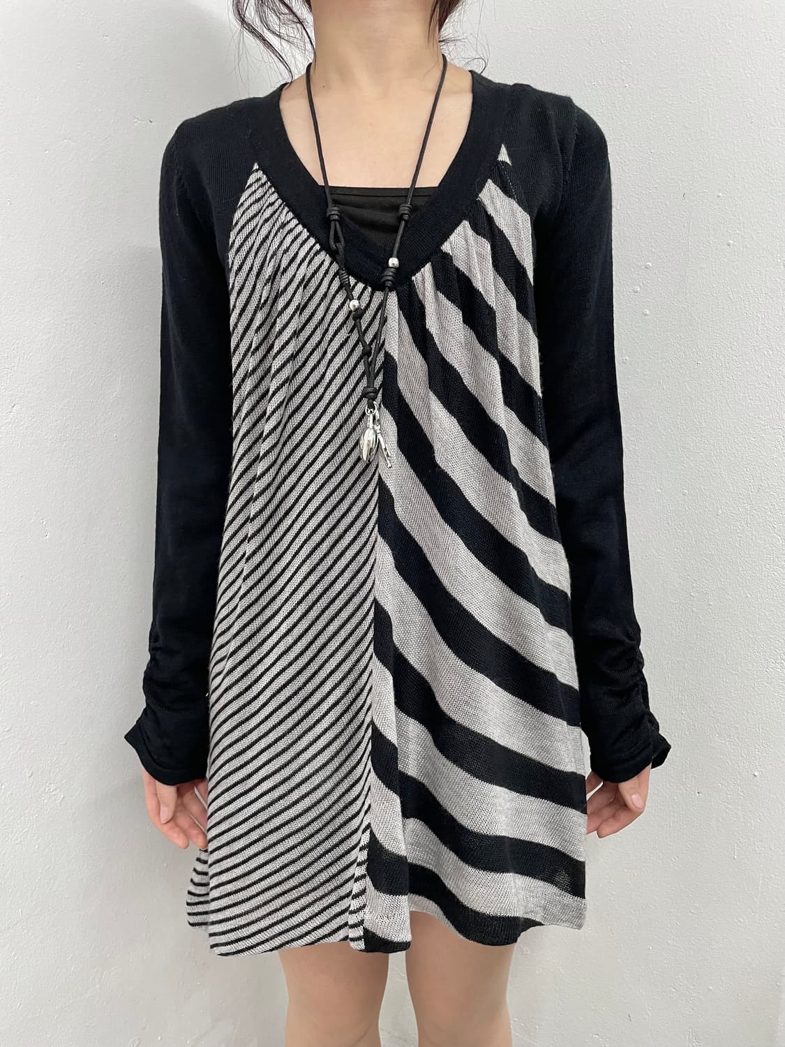 아방가르드 레이어드 니트 원피스 상품이미지3