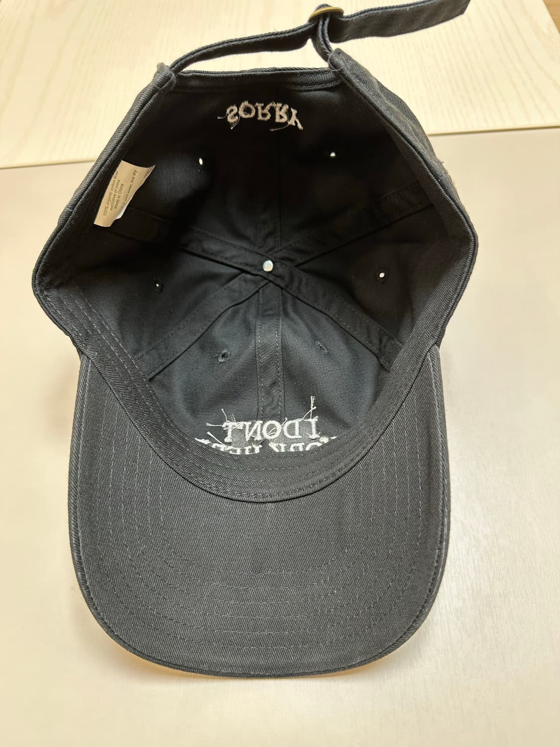 IDEA 아이디어북스 볼캡 블랙 카리나 착용 상품이미지4