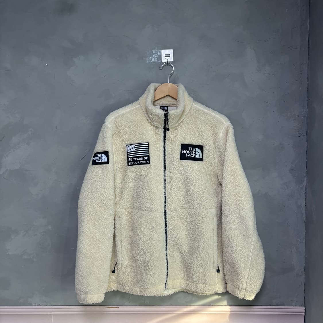 노스페이스 50주년 기념 플리스 베이지 상품이미지1
