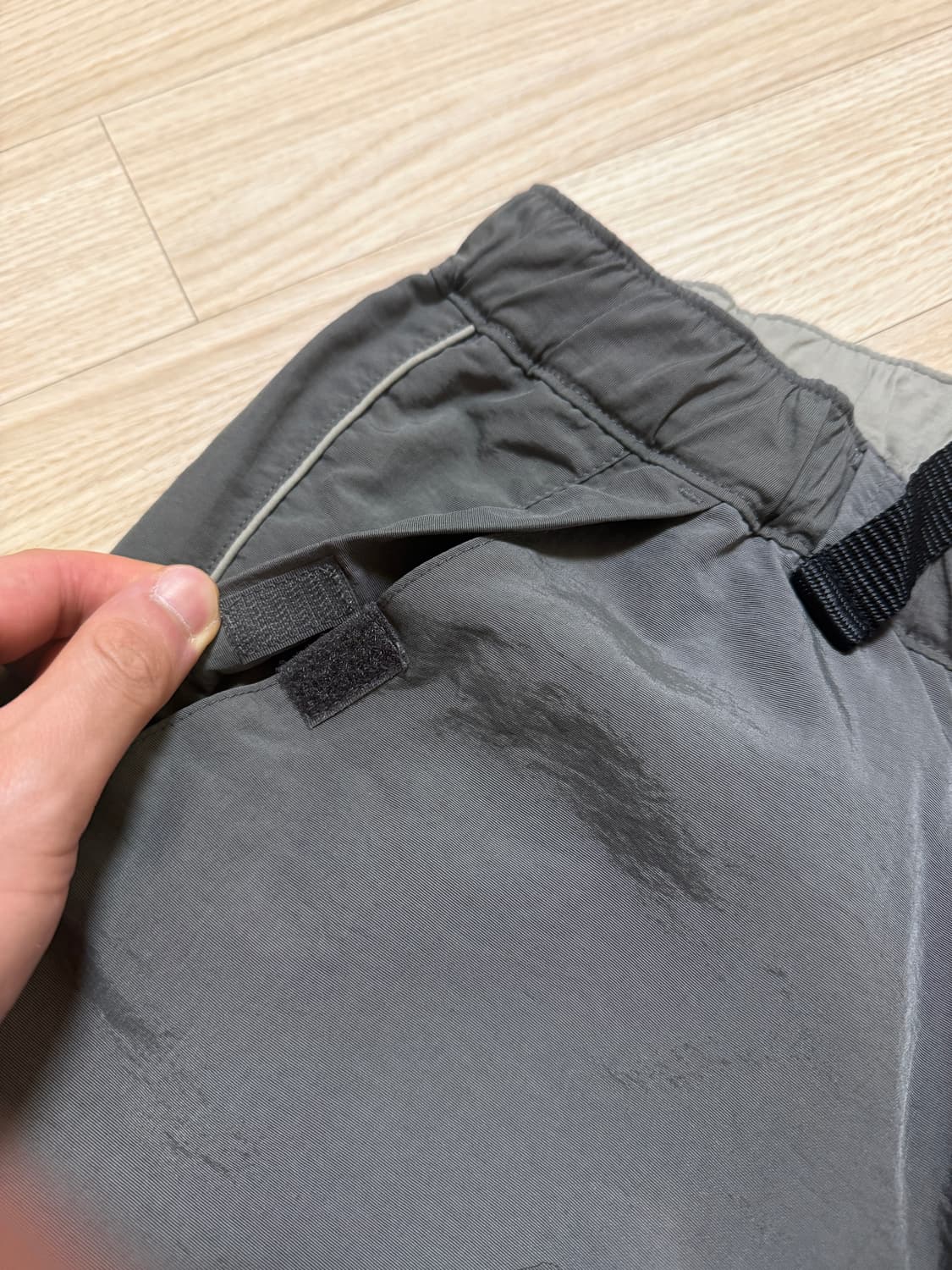 32,M) 29,000원 유니클로 빈티지 사이드 라인 스트링 팬츠 카키 상품이미지6