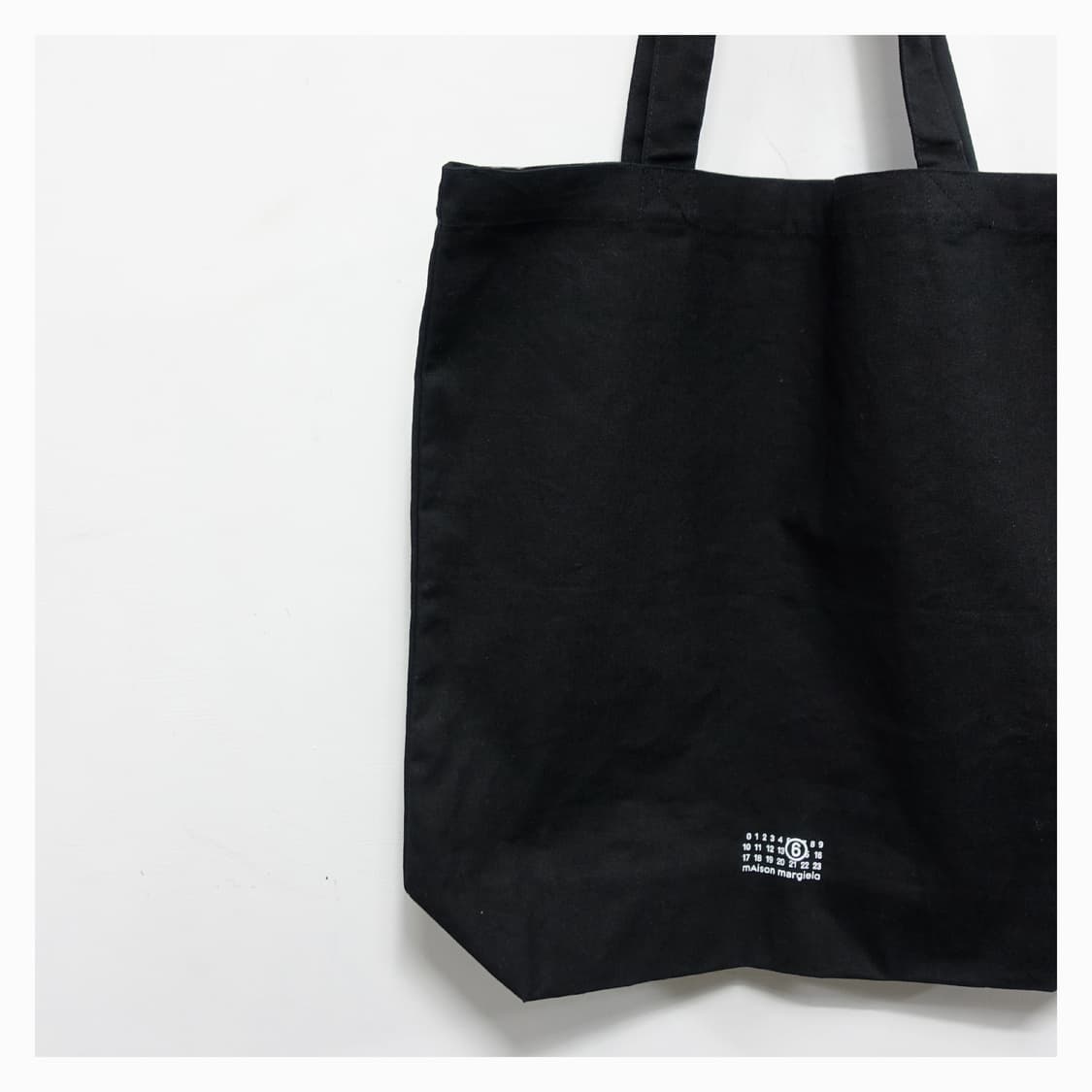 MARGIELA MM6  마르지엘라 로고 캔버스 빅 토트백 상품이미지6