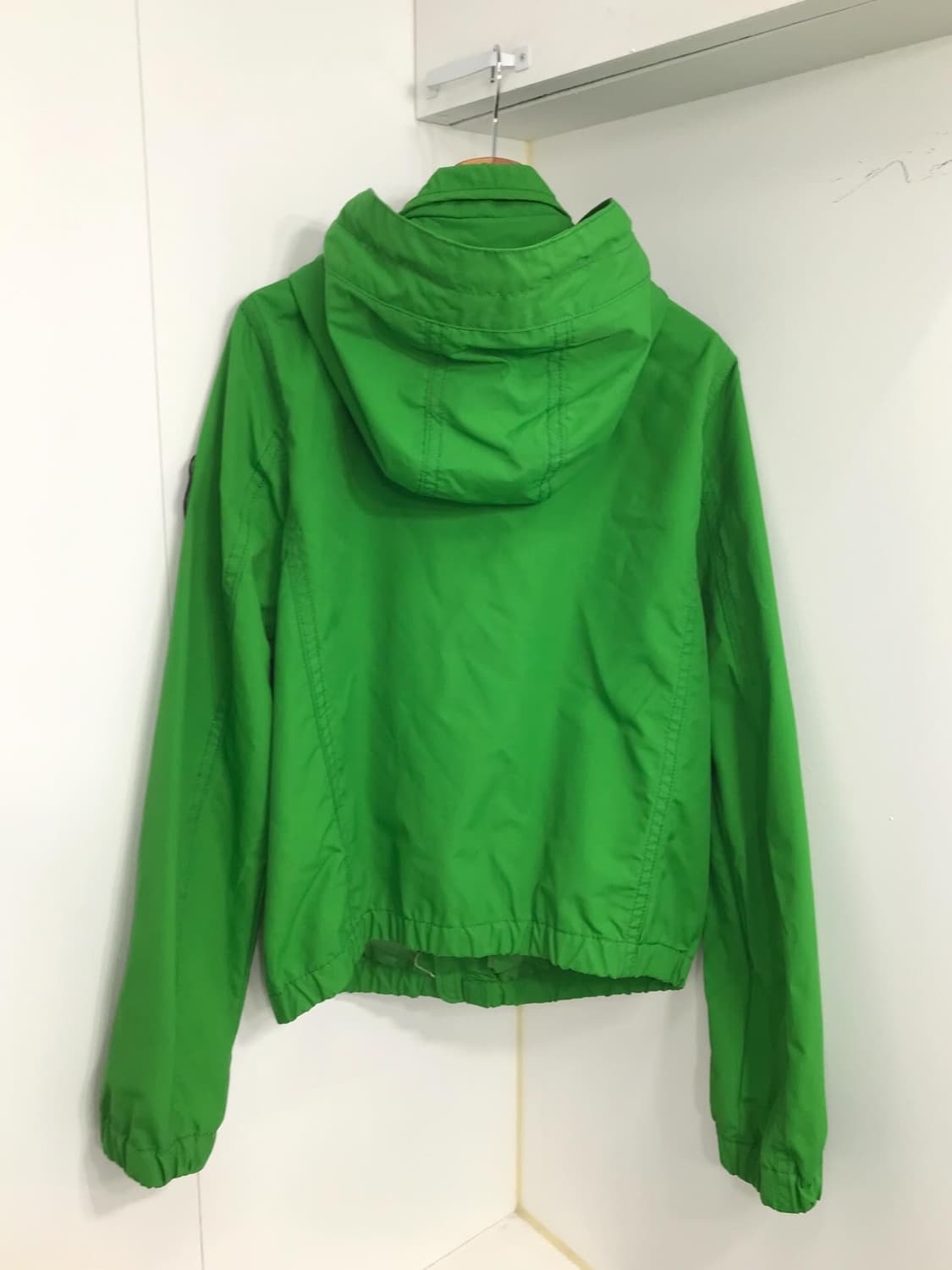아베크롬비 그린 하이넥 후드 바람막이 상품이미지10