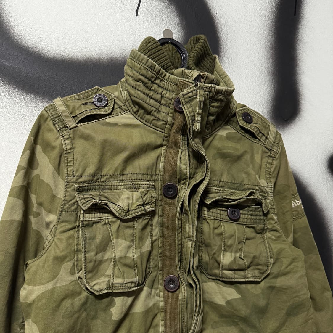 아베크롬비 앤 피치 멀티 포켓 풀 카모 더블 카라 필드 자켓 상품이미지3