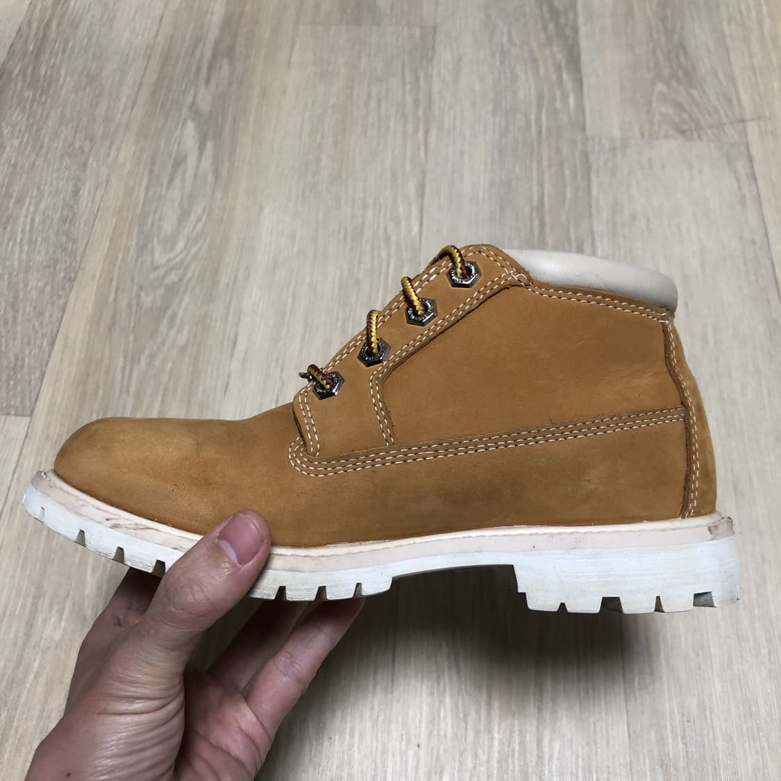 (235) 팀버랜드 Timberland 4홀 넬리 처카 부츠 위트 브라운 상품이미지6