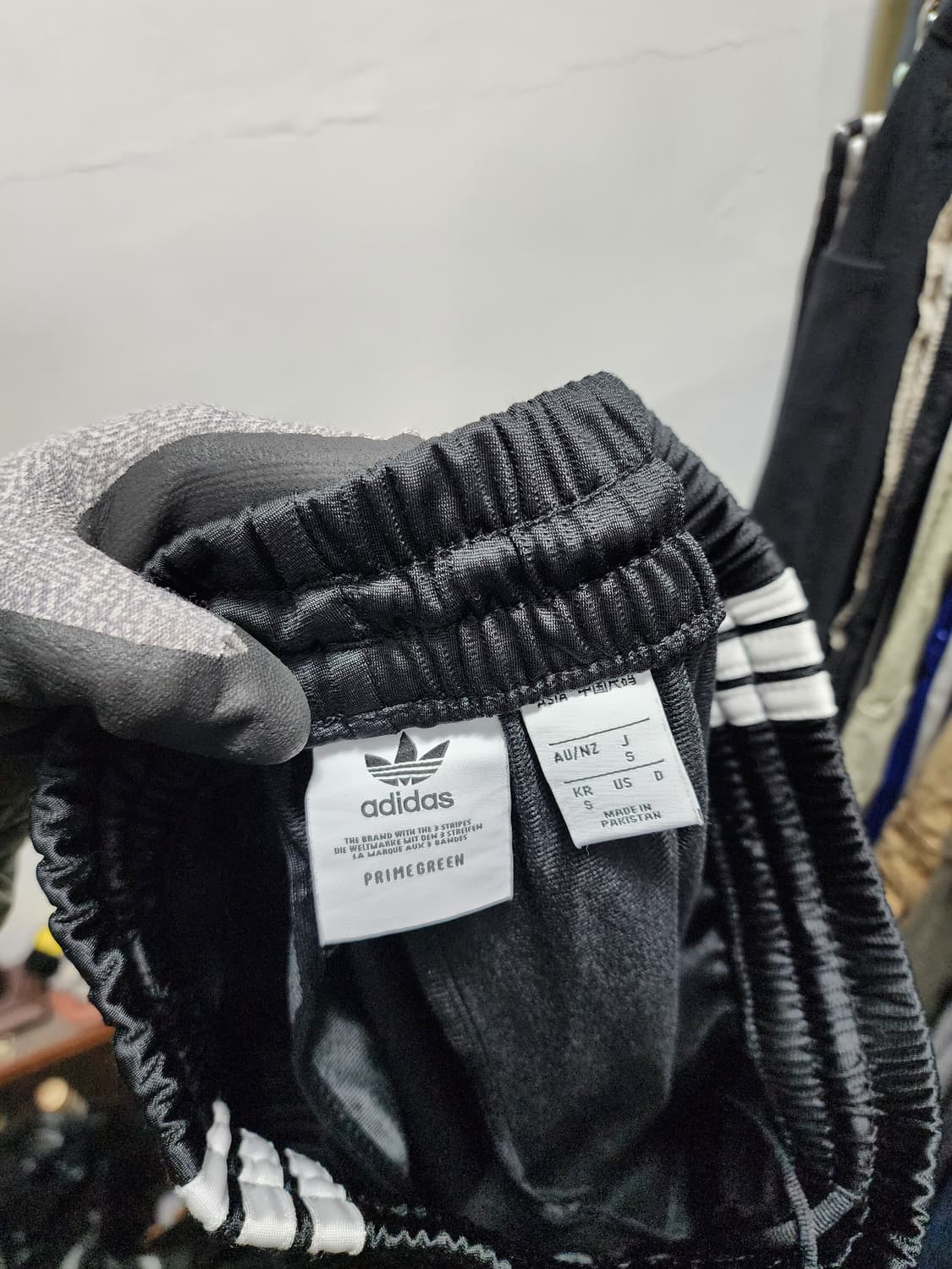 아디다스 유광 파이어버드 트랙팬츠 상품이미지4