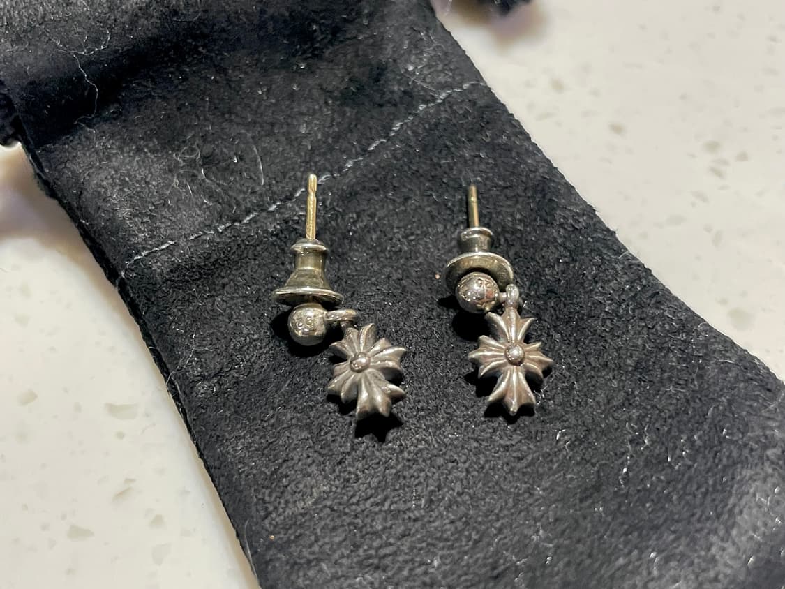 크롬하츠 ECH 타이니 크로스 드롭 이어링 귀걸이 한쌍 (2EA) 상품이미지1