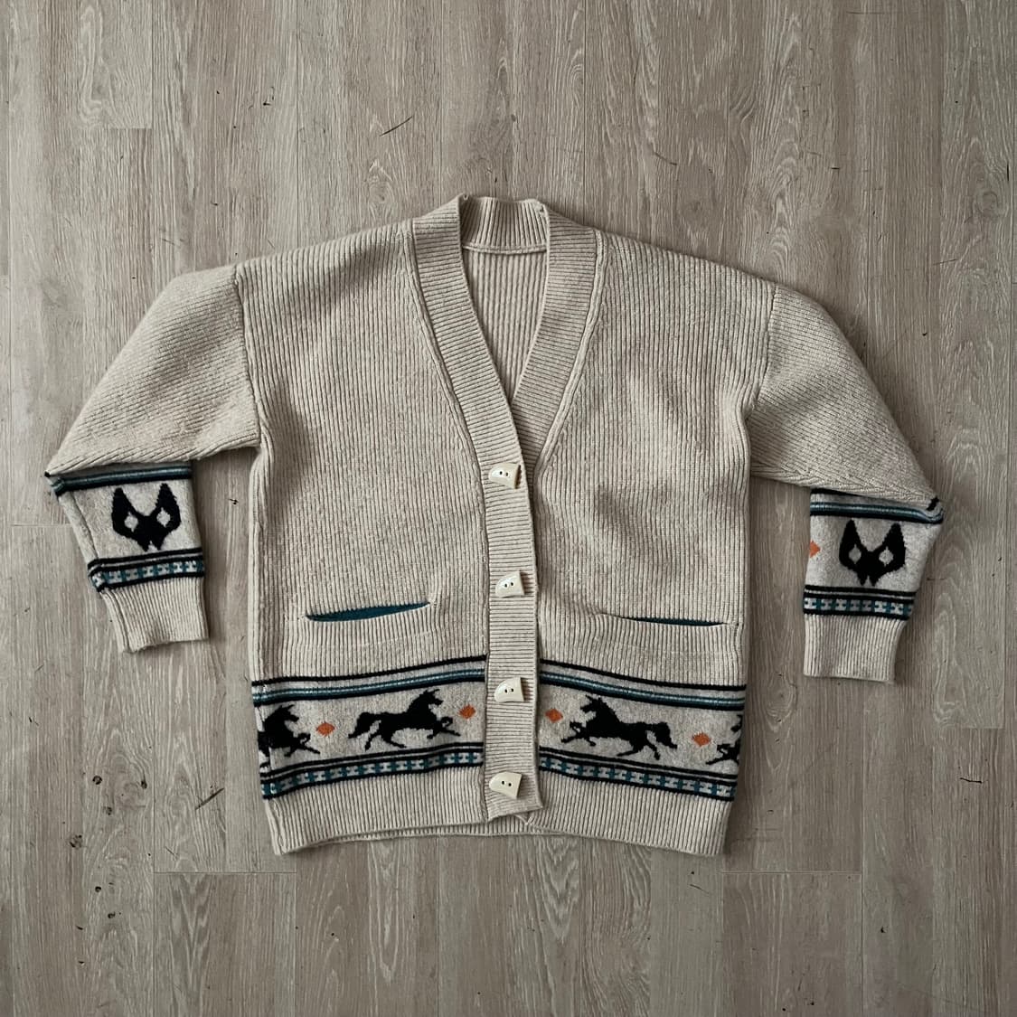 vintage cowichan knit button cardigan 상품이미지1
