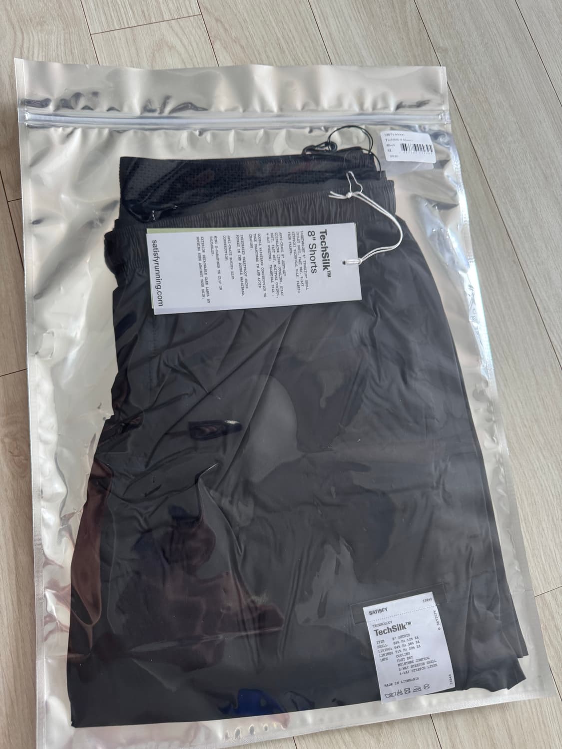 새티스파이SATISFY 테크실크8인치 쇼츠  블랙 XL(새상품) 상품이미지9