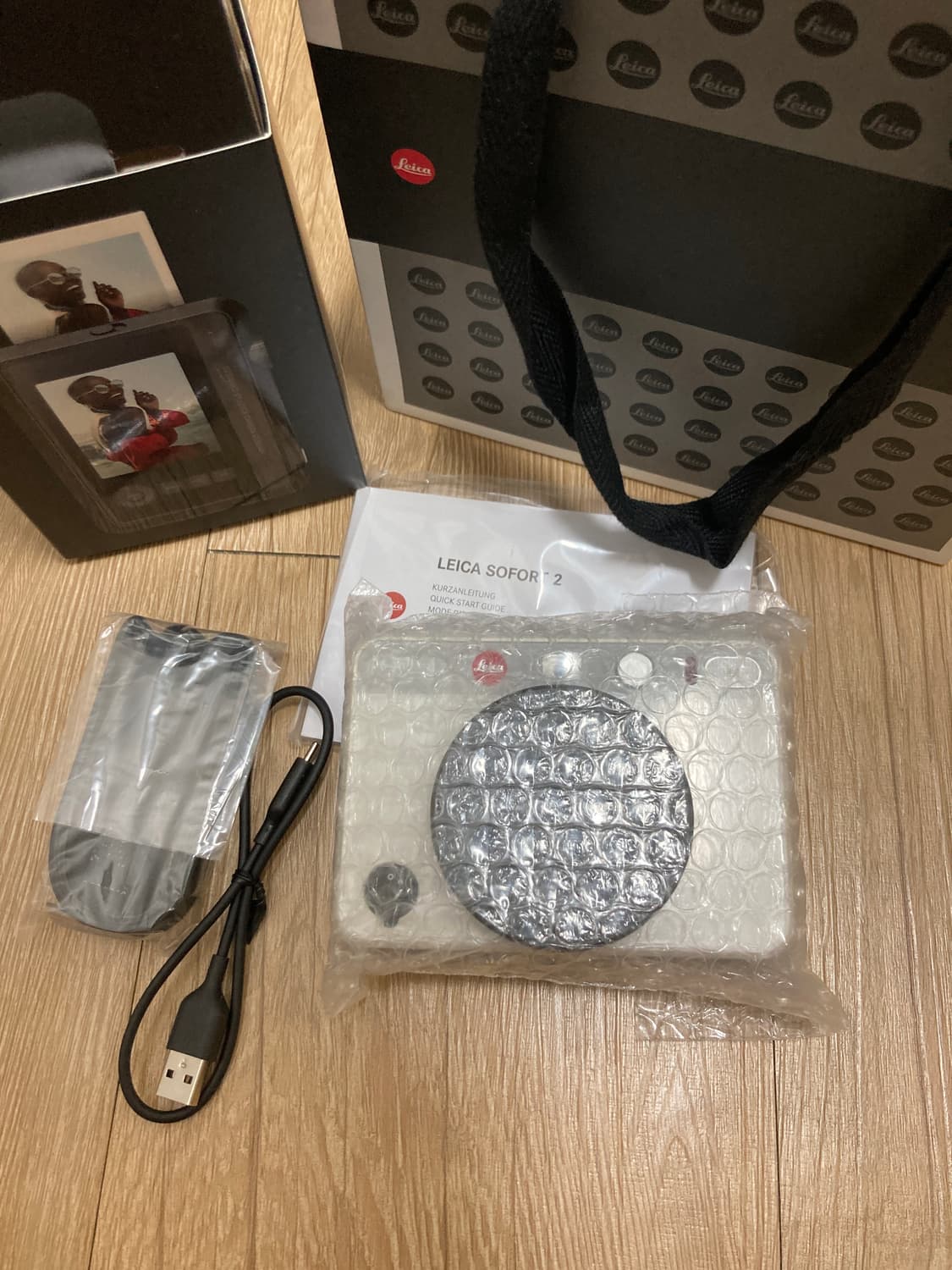 leica sofort2 라이카 소포트2 화이트 새상품 상품이미지1