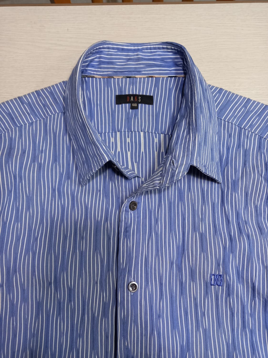 L100 DAKS 엠보싱 스판 드레스셔츠 블루 L-686 상품이미지4