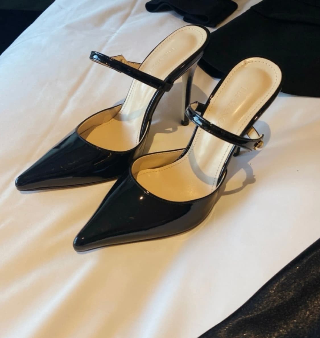 더마농 블랙 페이던트 뮬 하이힐 245size 상품이미지1