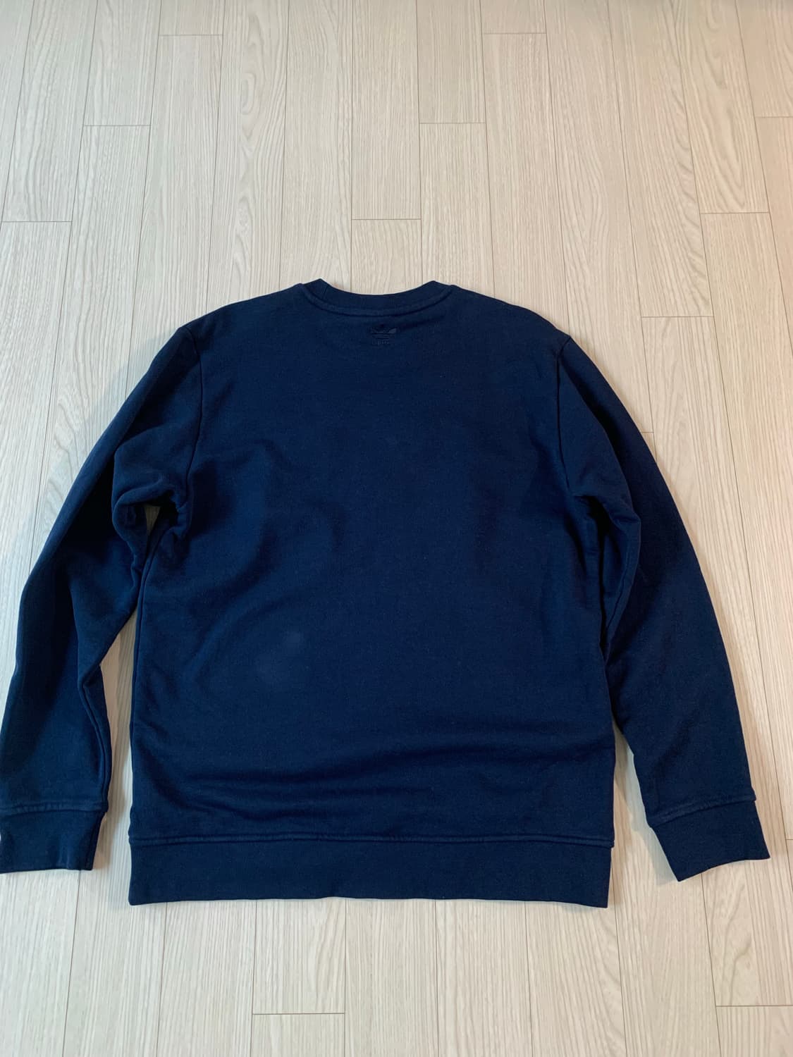 아디다스 (ADIDAS) 그래픽 아카이브 크루 스웨트셔츠 상품이미지6