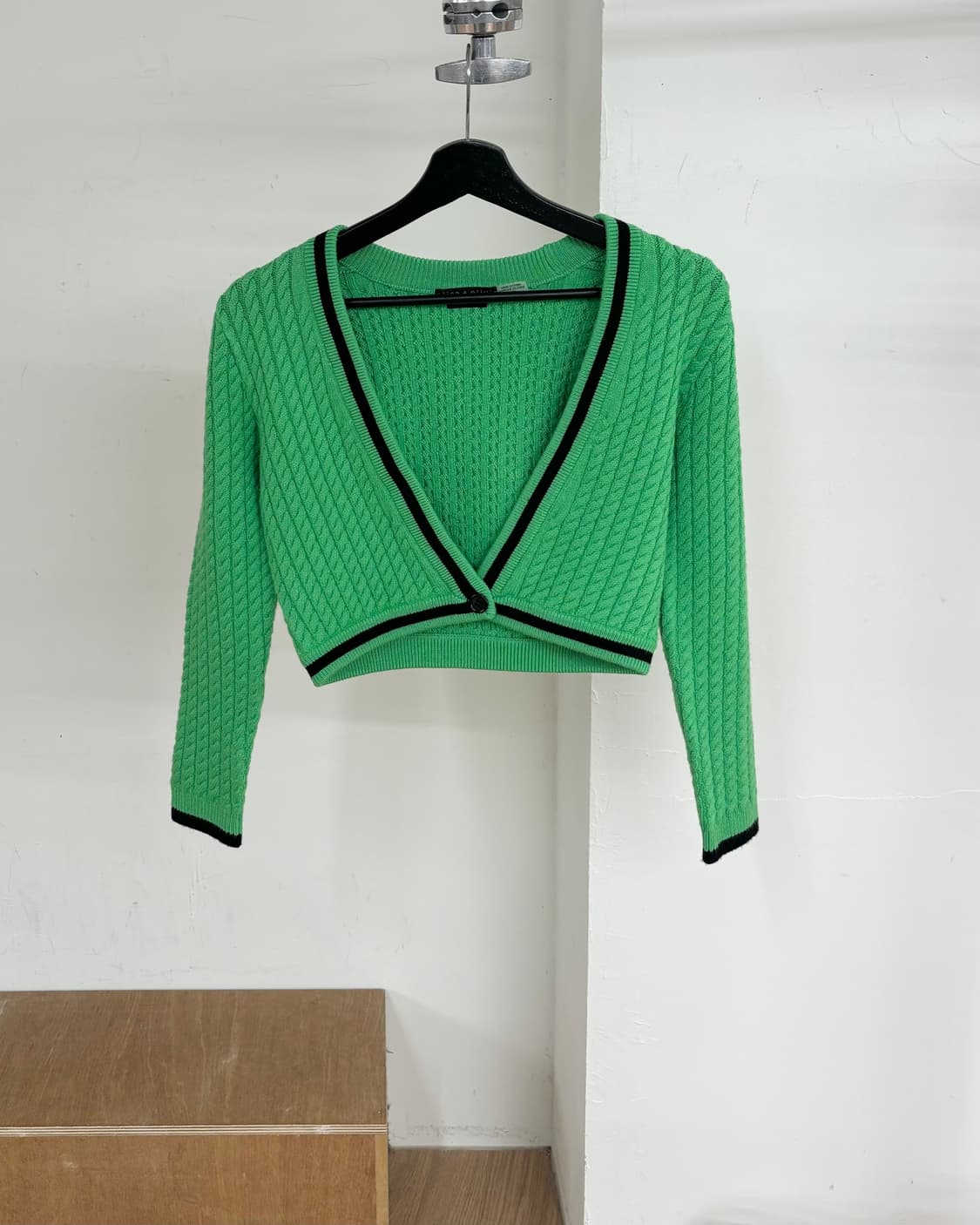 앨리스 앤 올리비아 그린 케이블 니트 가디건 상품이미지1