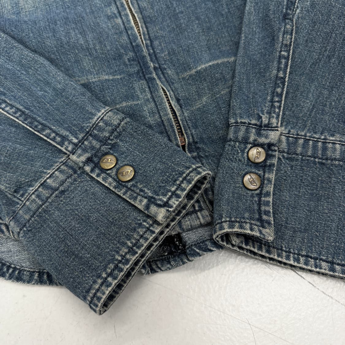 디젤 딱붙 데님 셔츠형 집업 상품이미지5