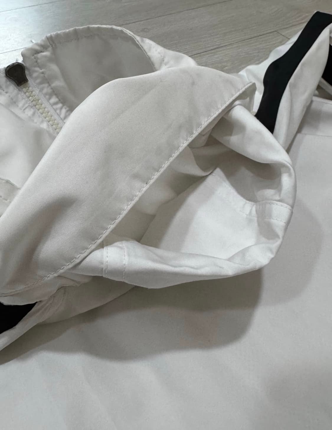 나이키 2002 사이드라인 스우시 화이트 바람막이  상품이미지5