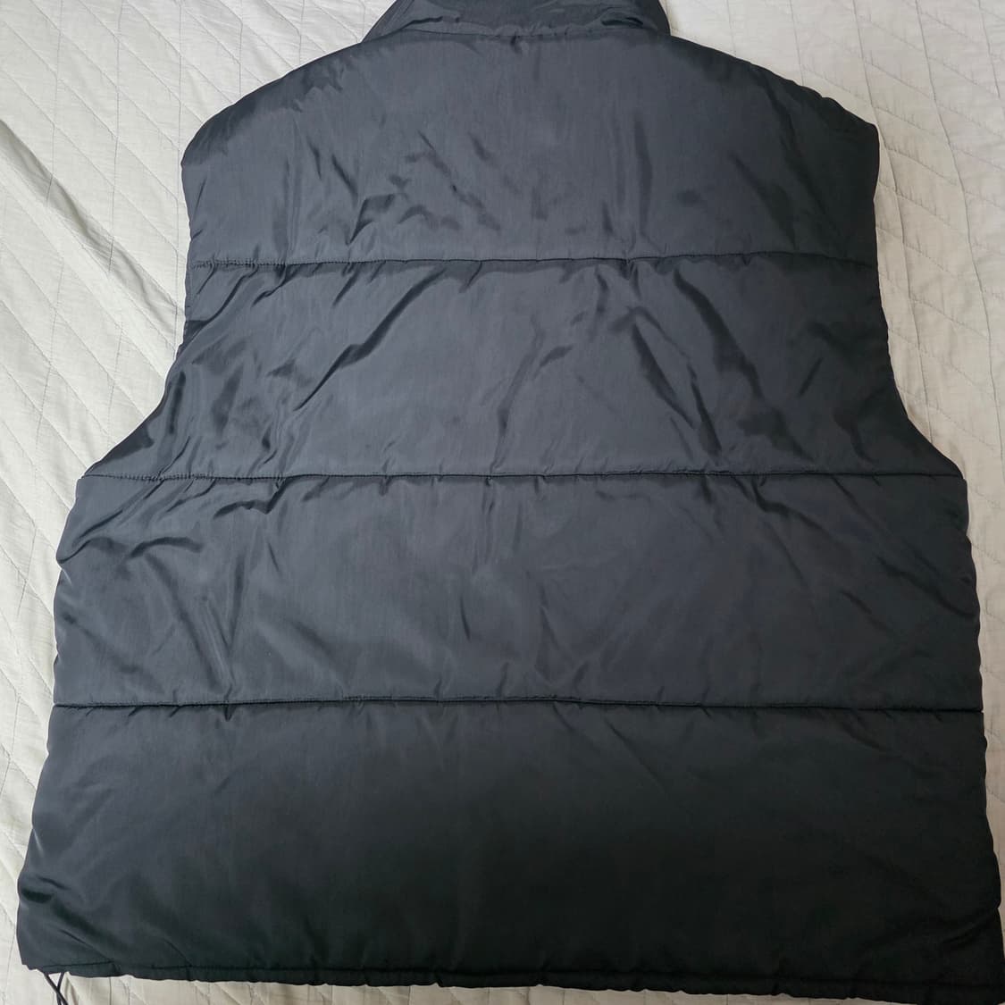 [L] 윌리차바리아 패딩 베스트 블랙 상품이미지7