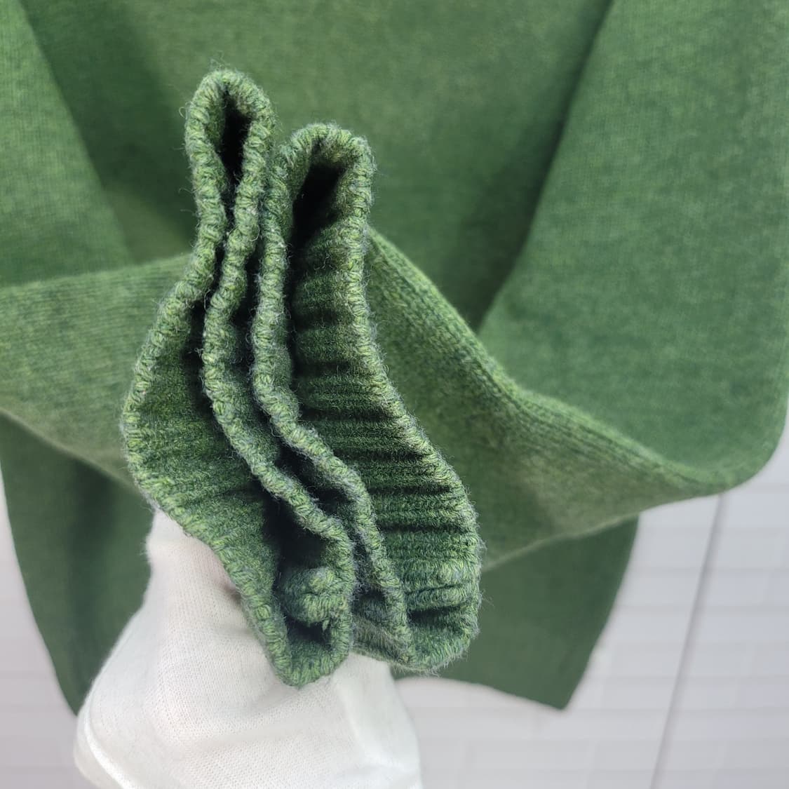 써스데이아일랜드 모80% 긴팔 니트 스웨터 95사이즈 상품이미지7