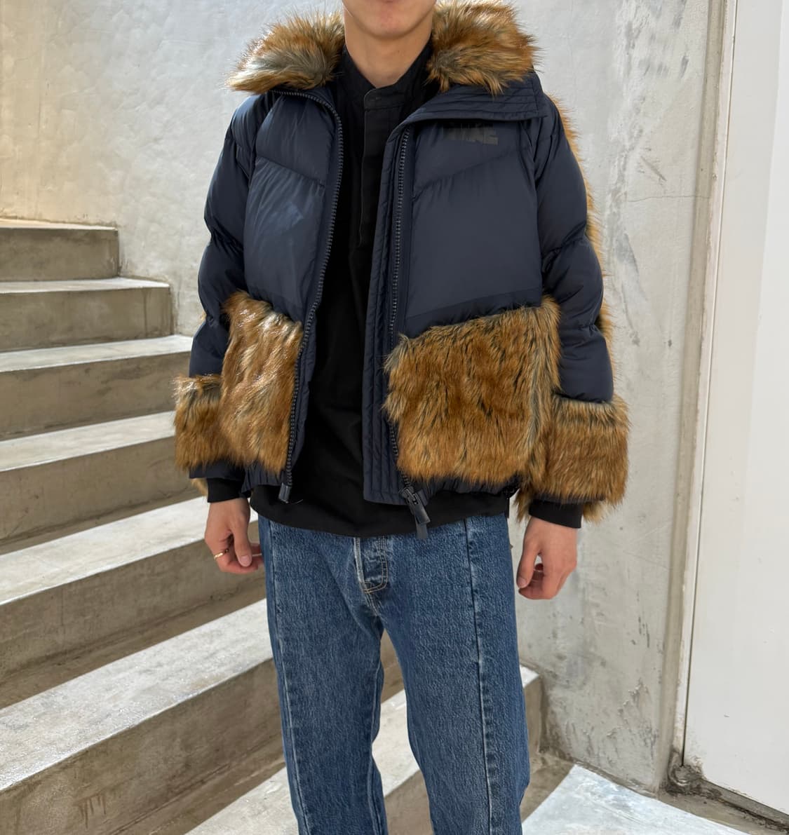 나이키 x 사카이 NRG 퍼 다운 재킷 상품이미지2
