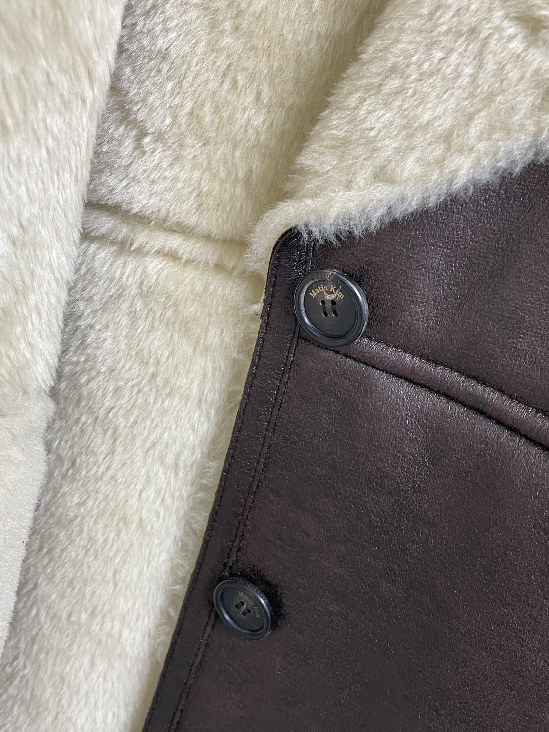 마뗑킴 무스탕 다크브라운 (새상품) 상품이미지3