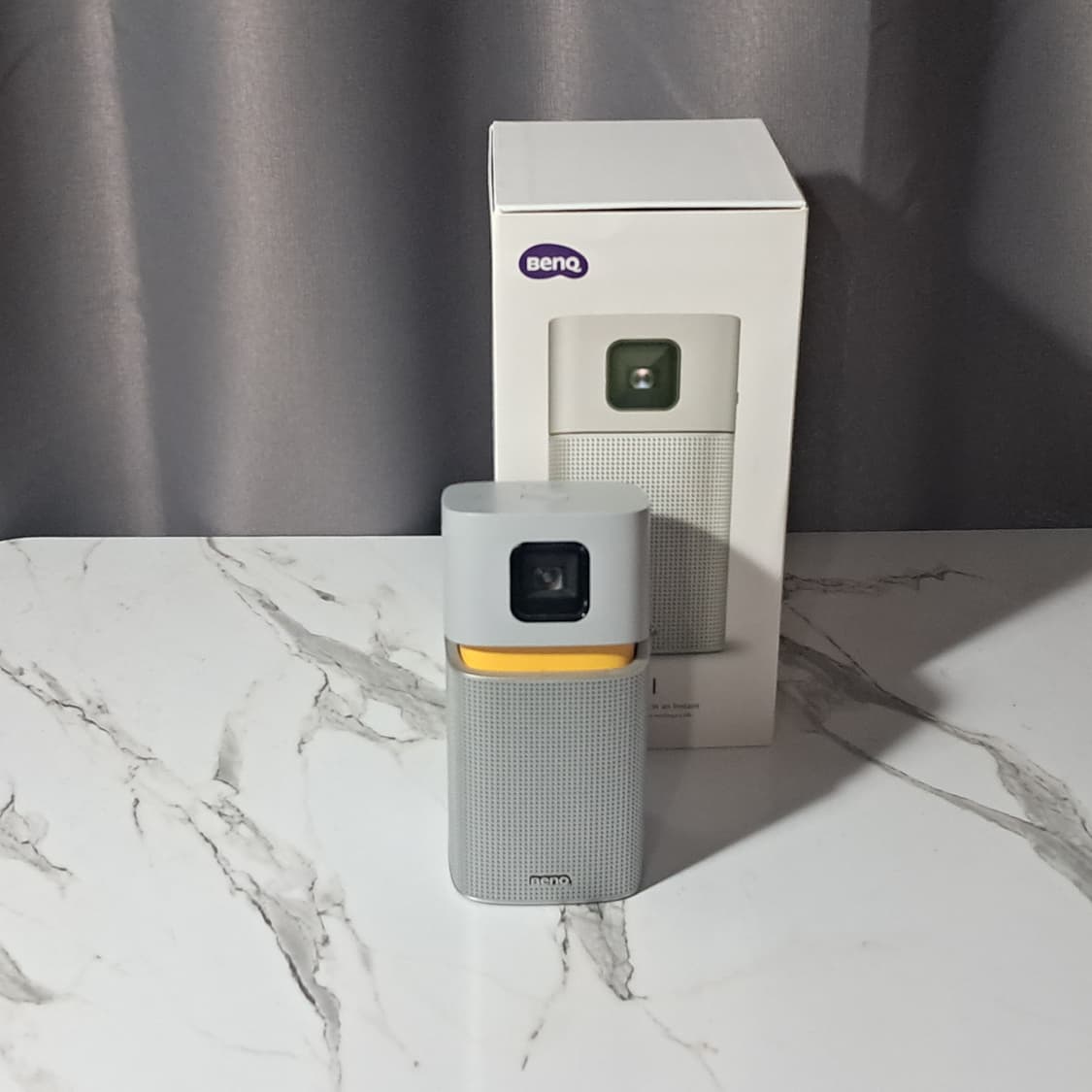 상태좋은! 벤큐 BenQ 빔프로젝터 GV1 상품이미지1