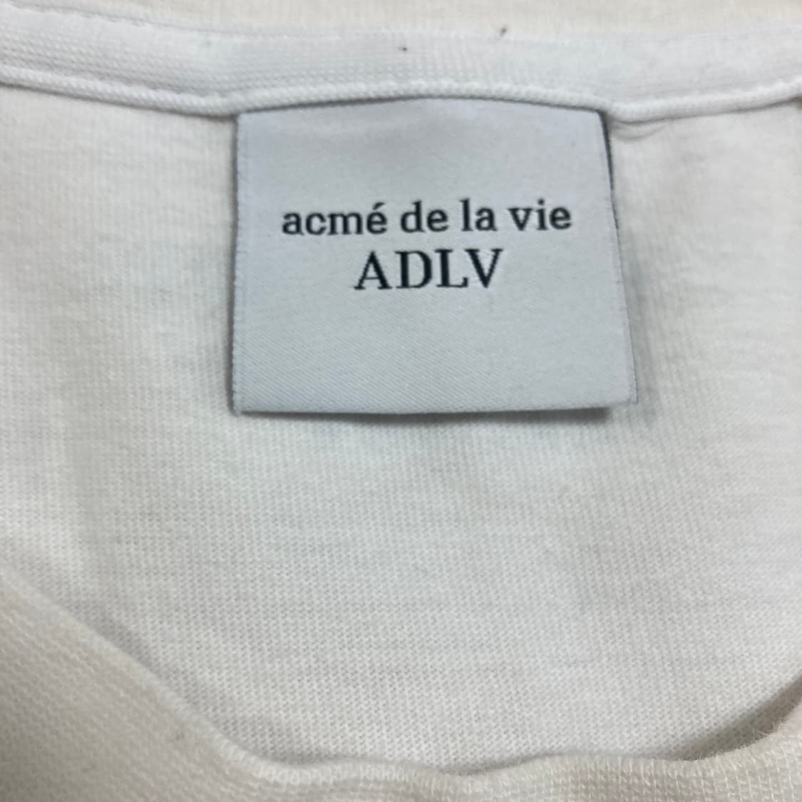 아크메드라비 베이비 페이스 빅로고 화이트 반팔티 상품이미지4