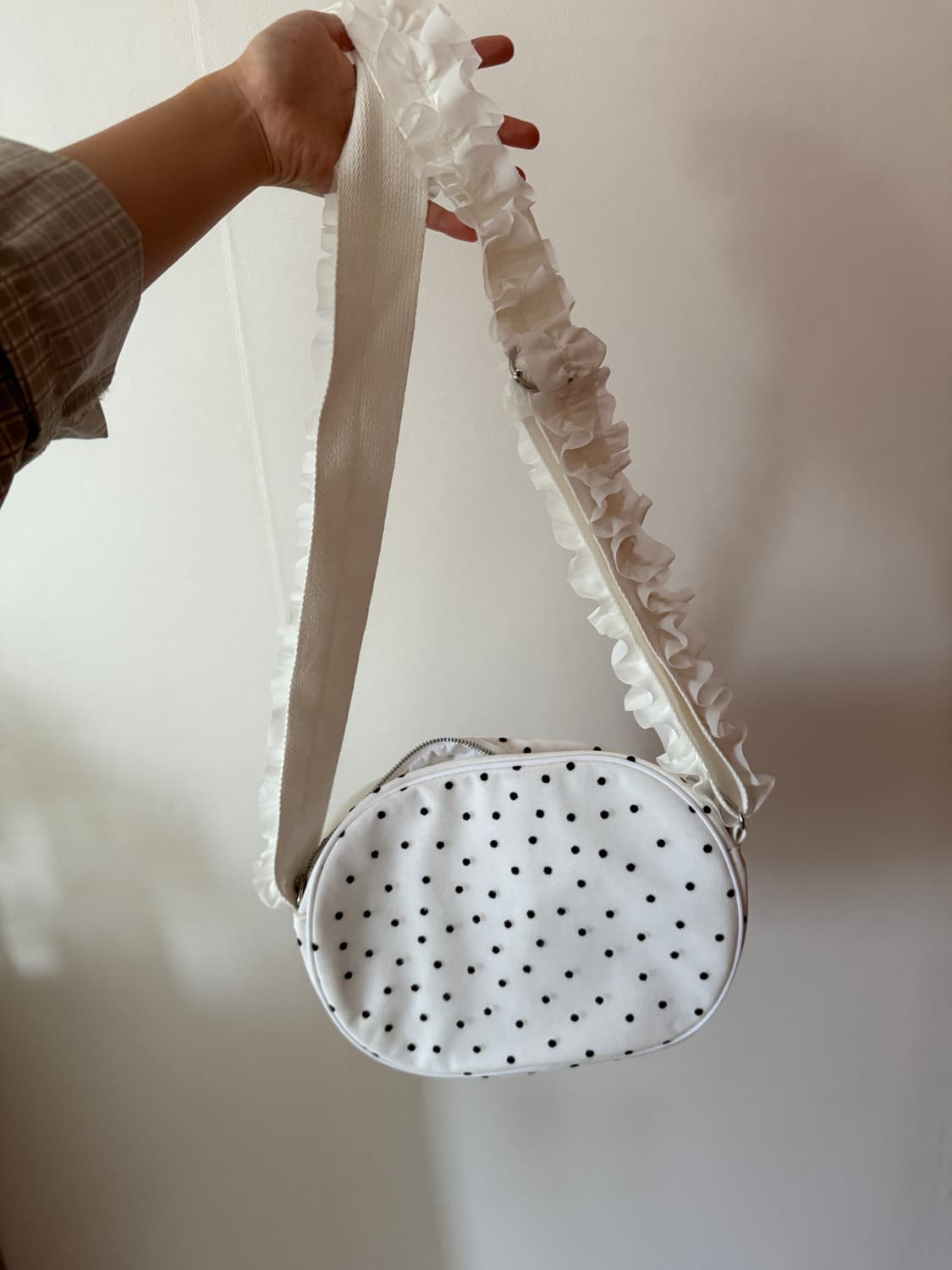 Soi KKOTNIM BAG WHITE 가방 판매합니다 상품이미지5